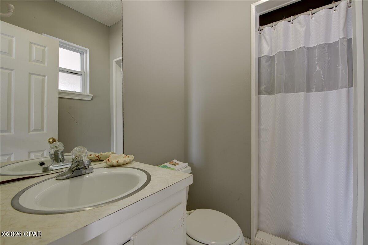 Image 33 For 16305 Front Beach Road