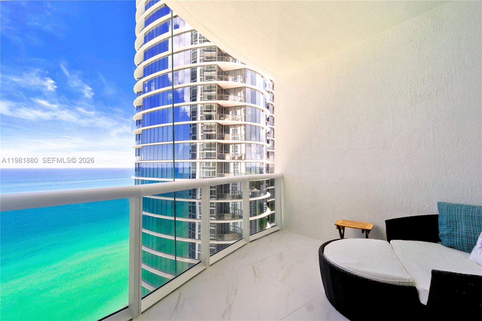 Tdr Tower III Condo