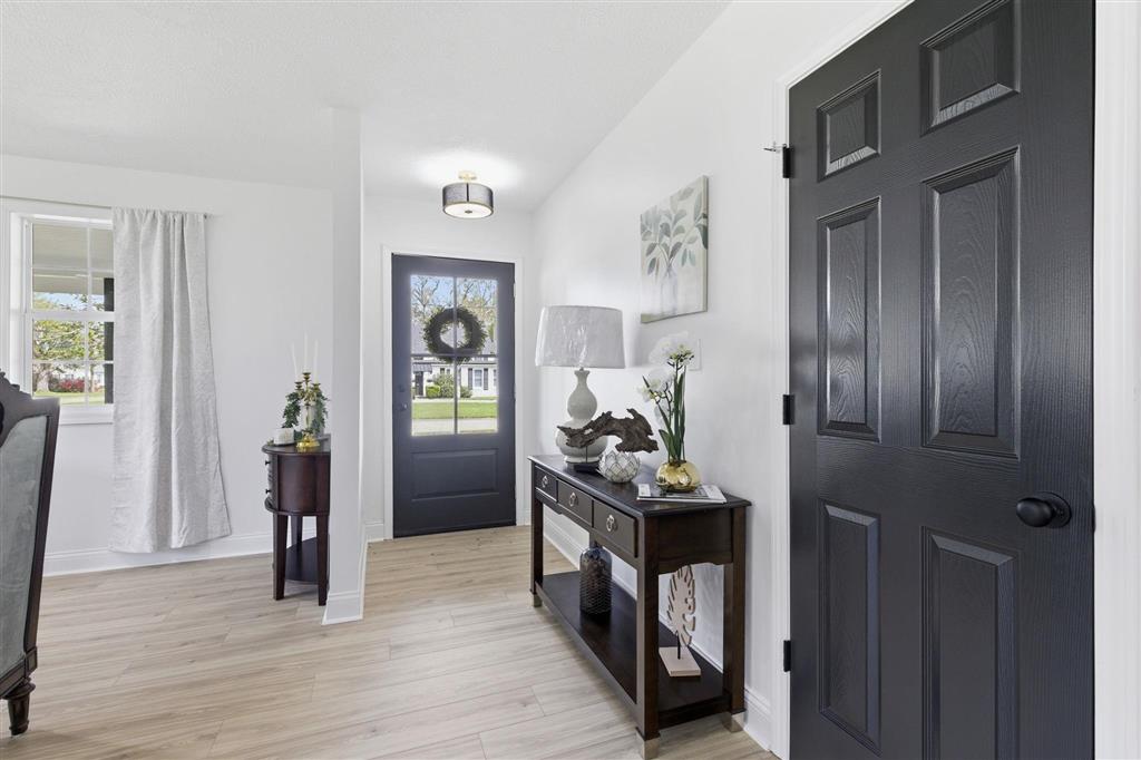 602 Lockwood Court — photo 4