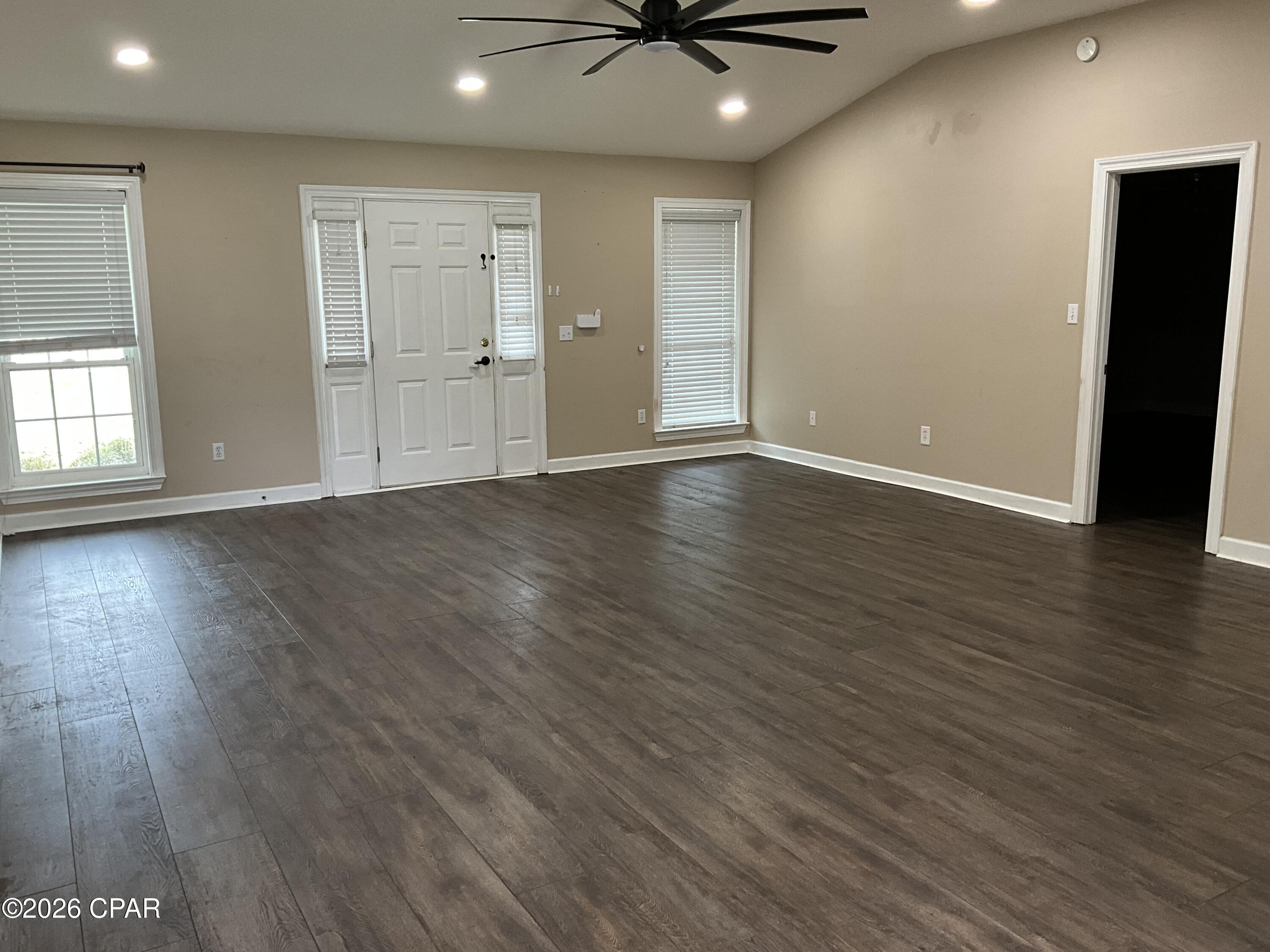 Image 3 For 22 Ten Lake Drive