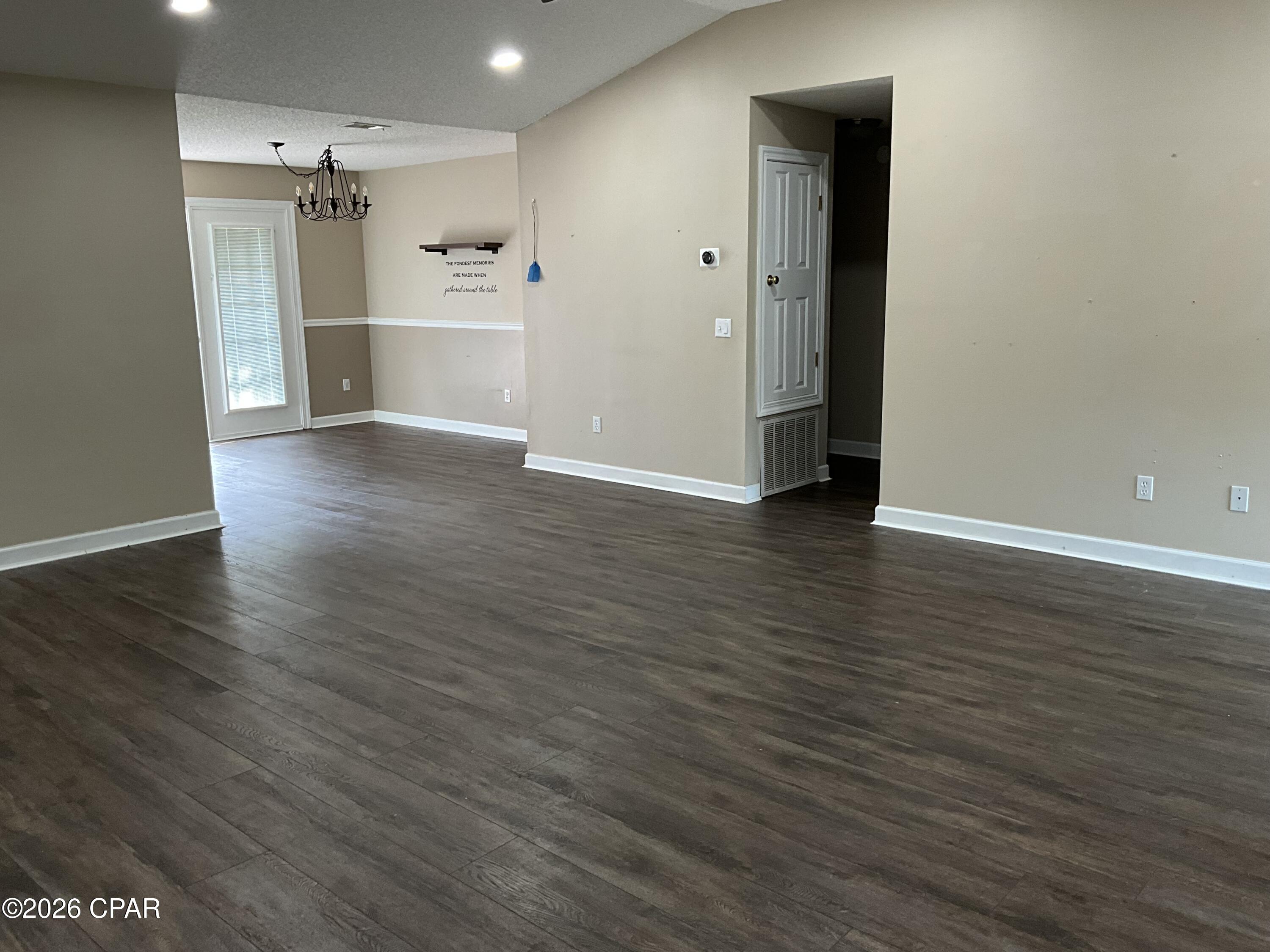 Image 4 For 22 Ten Lake Drive