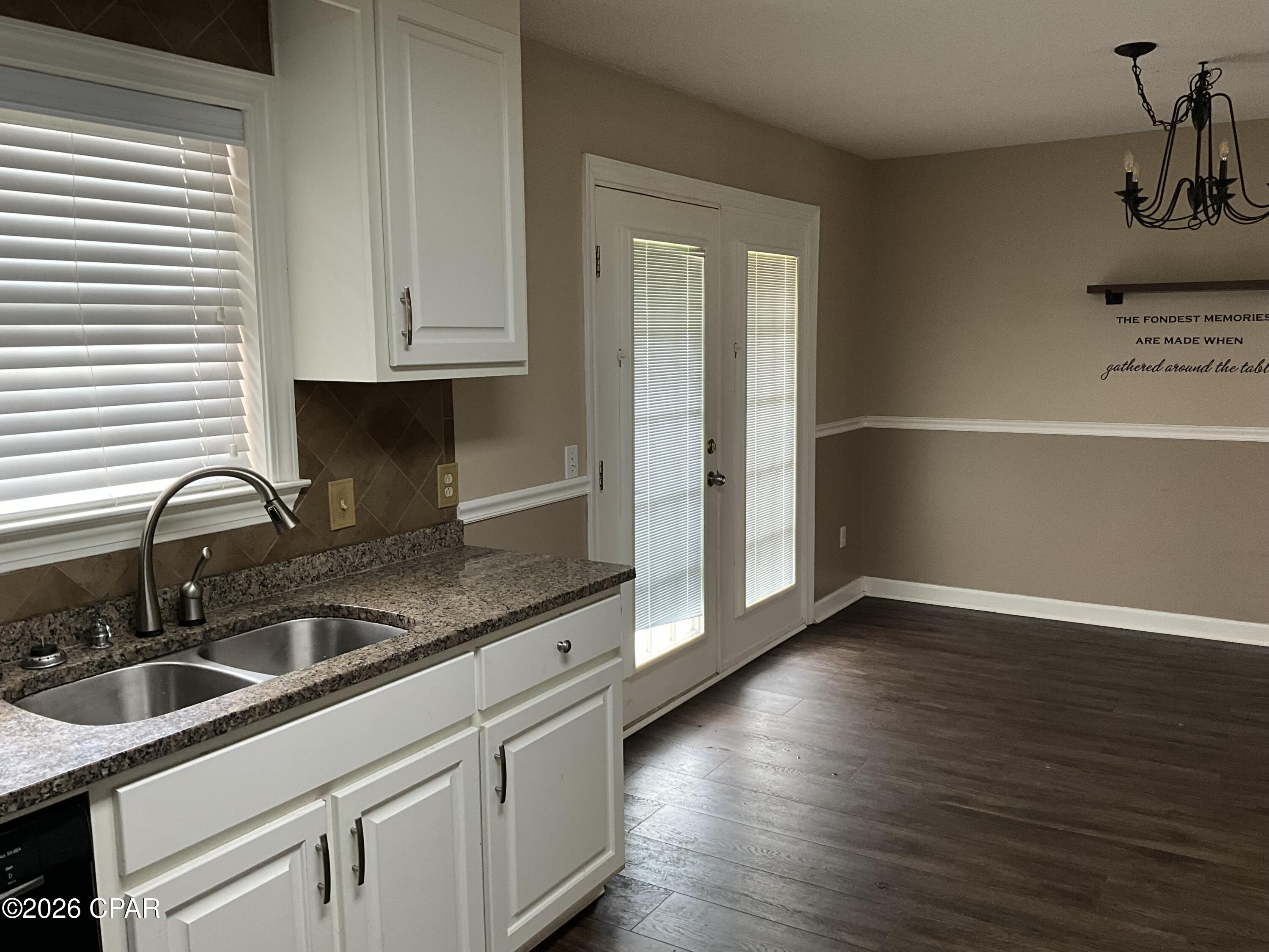 Image 7 For 22 Ten Lake Drive