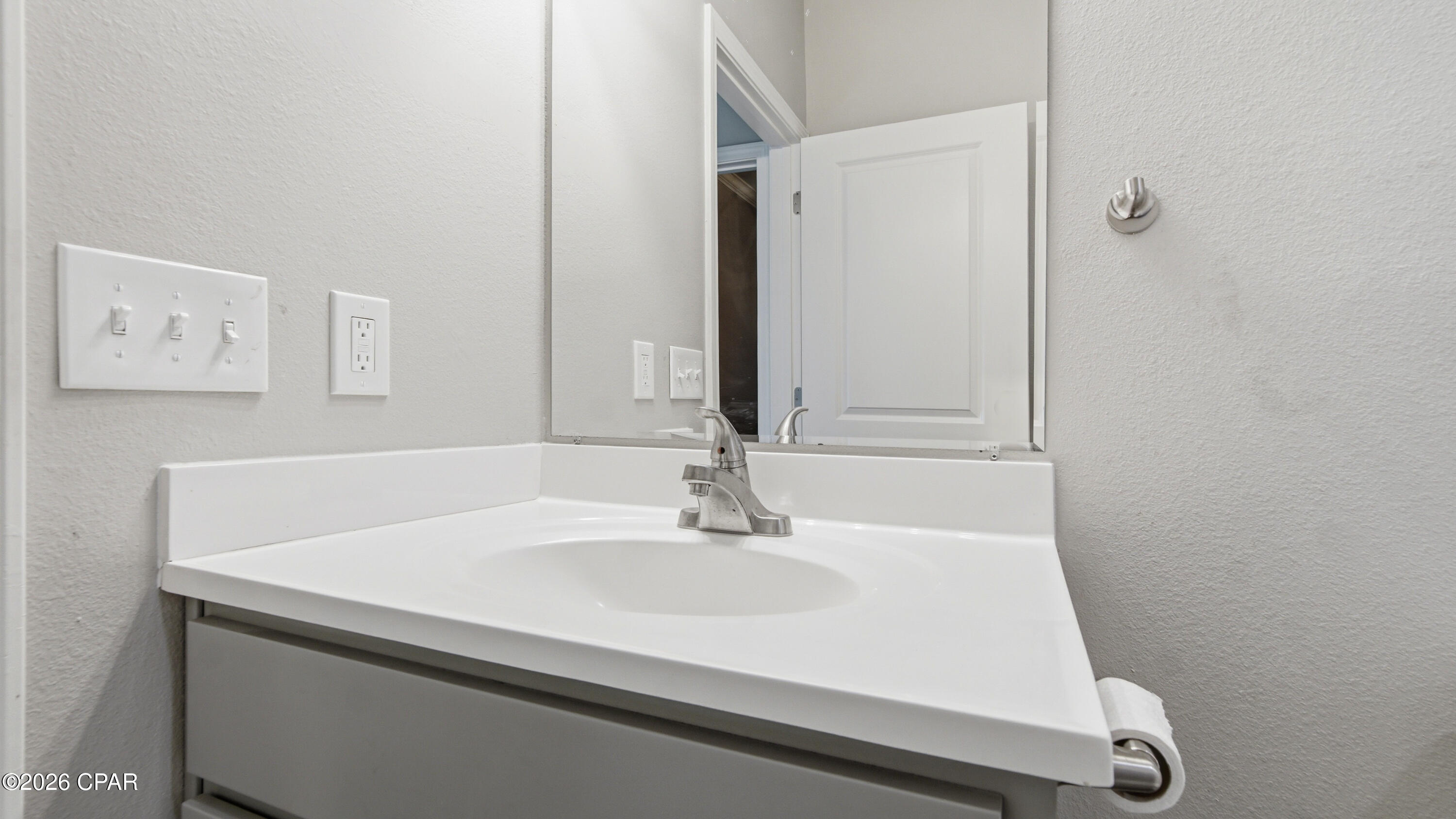 Image 7 For 604 Satsuma Avenue