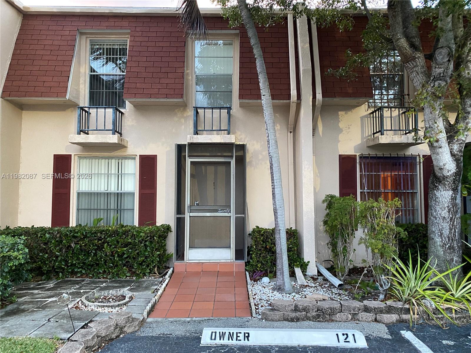 Desoto Park North Condo