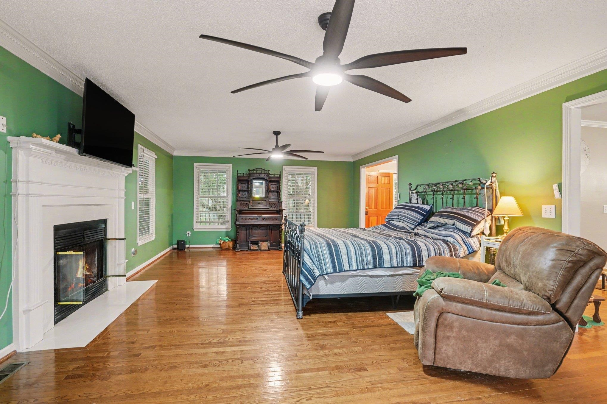 753 Robin Dr. 