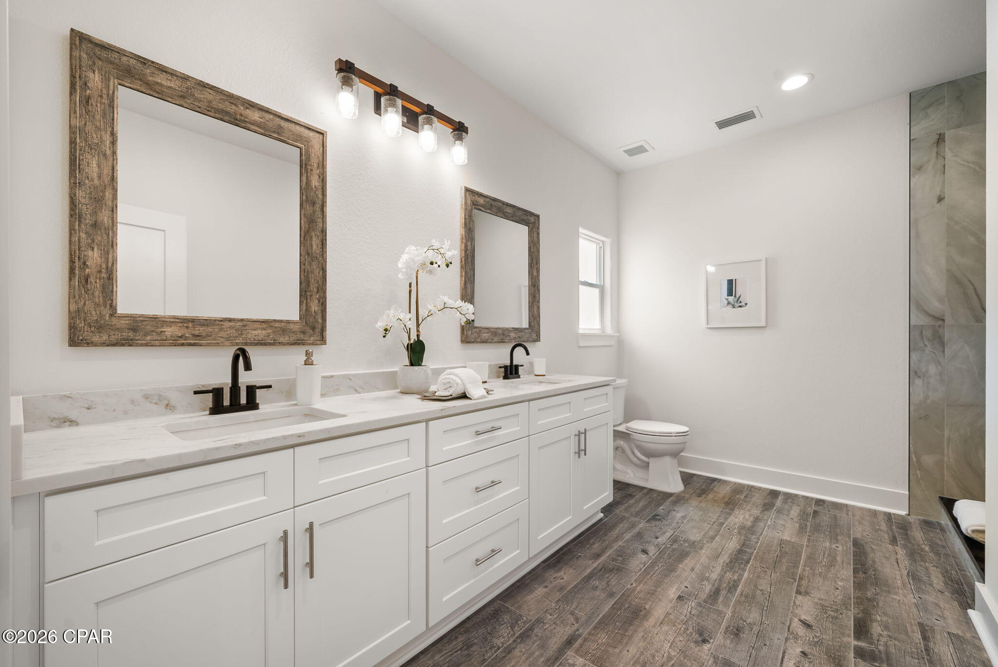 Image 14 For 281 Wells Street