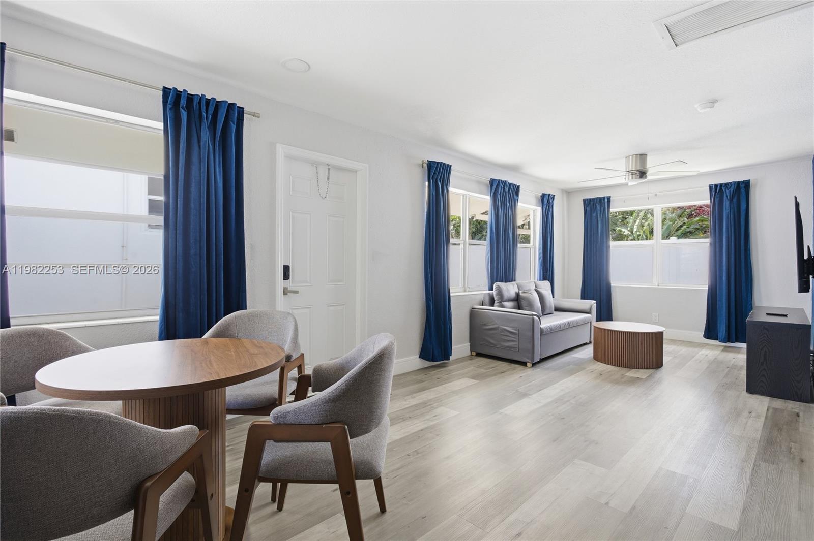 Property photo # 9