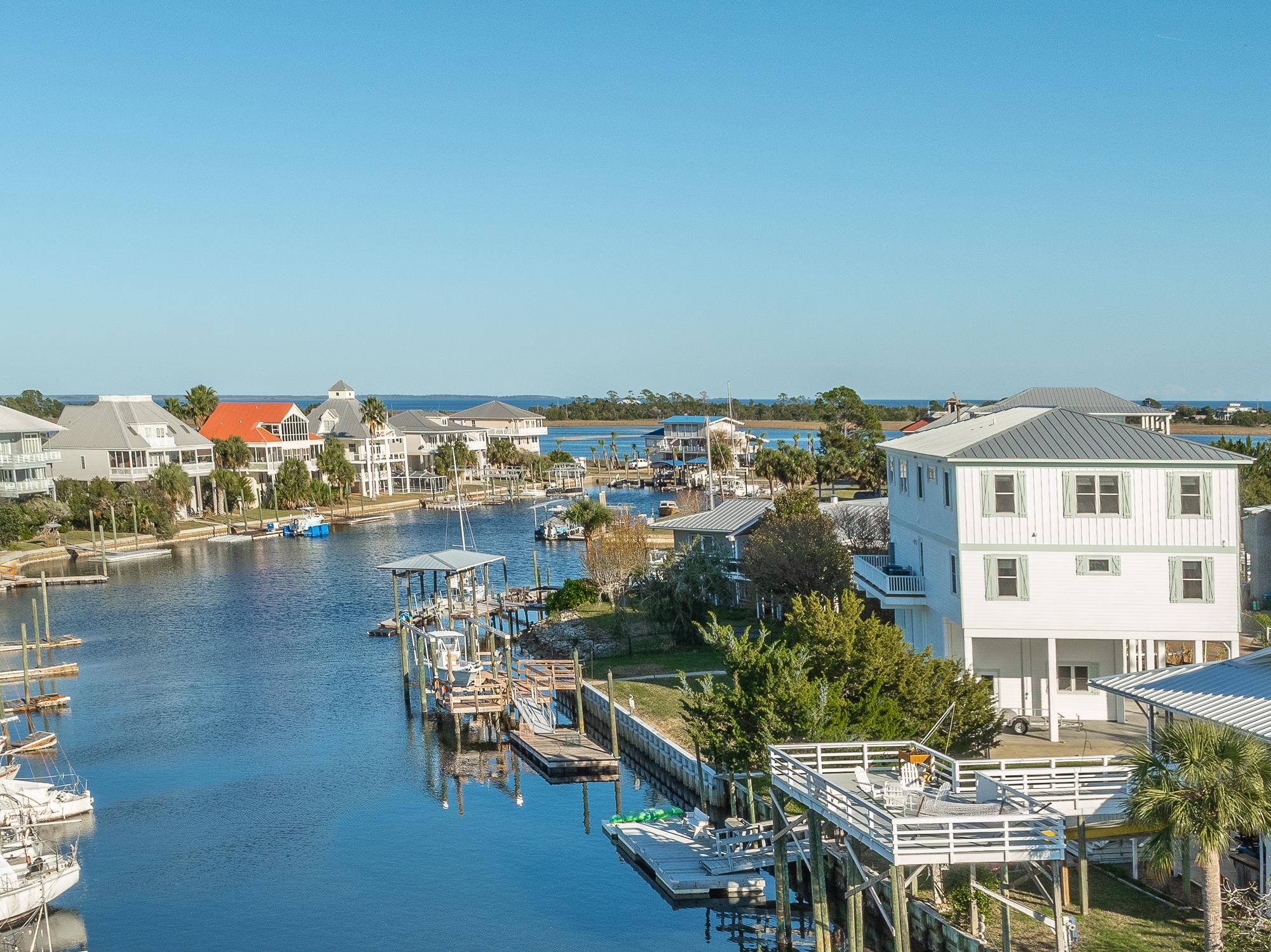 150  Royster Drive , Crawfordville, FL, 32327