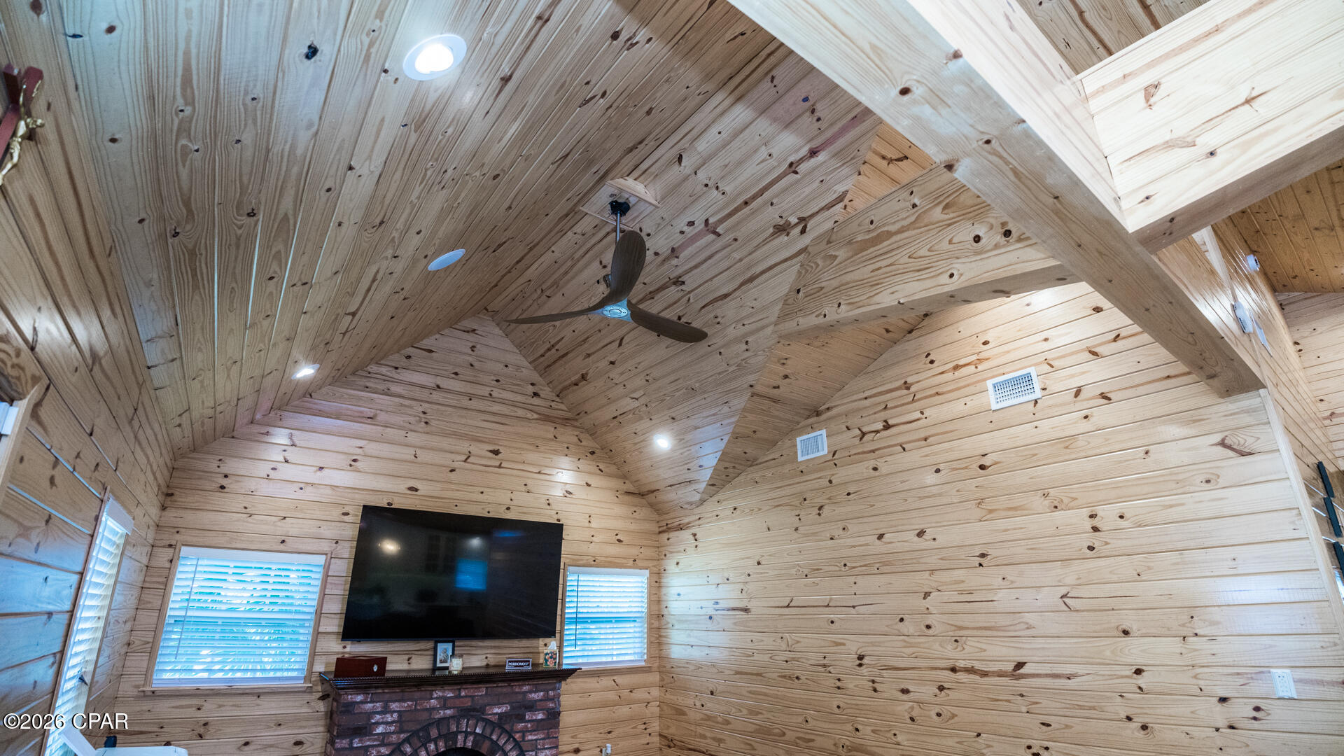 Image 12 For 854 Magnolia Avenue