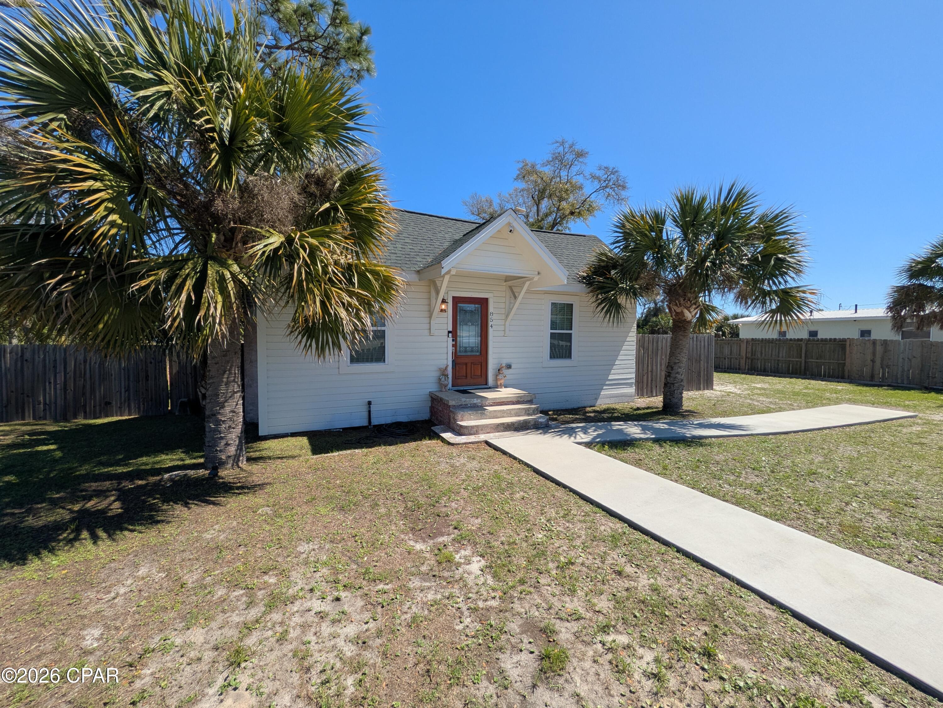 Image 2 For 854 Magnolia Avenue