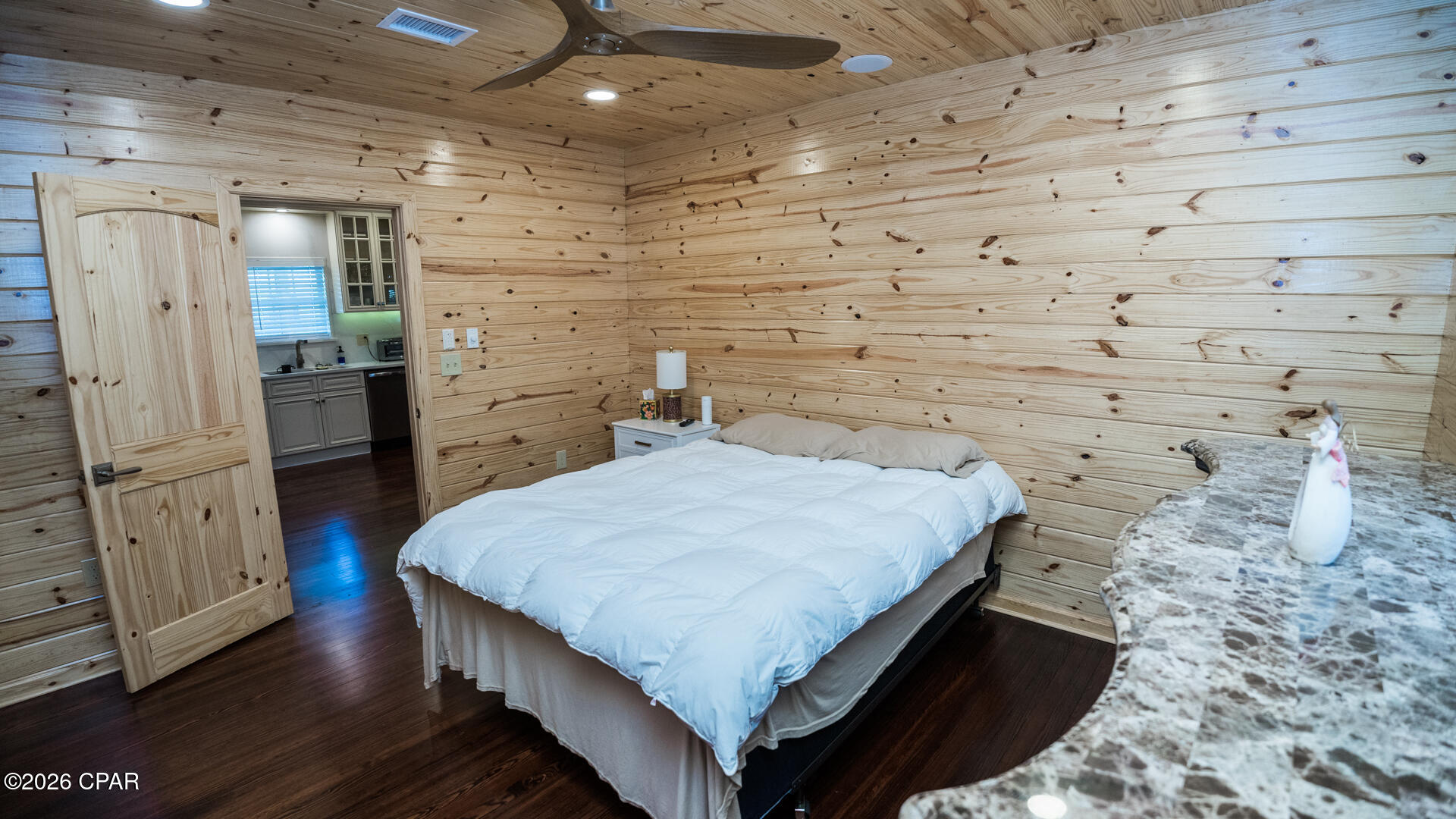 Image 36 For 854 Magnolia Avenue