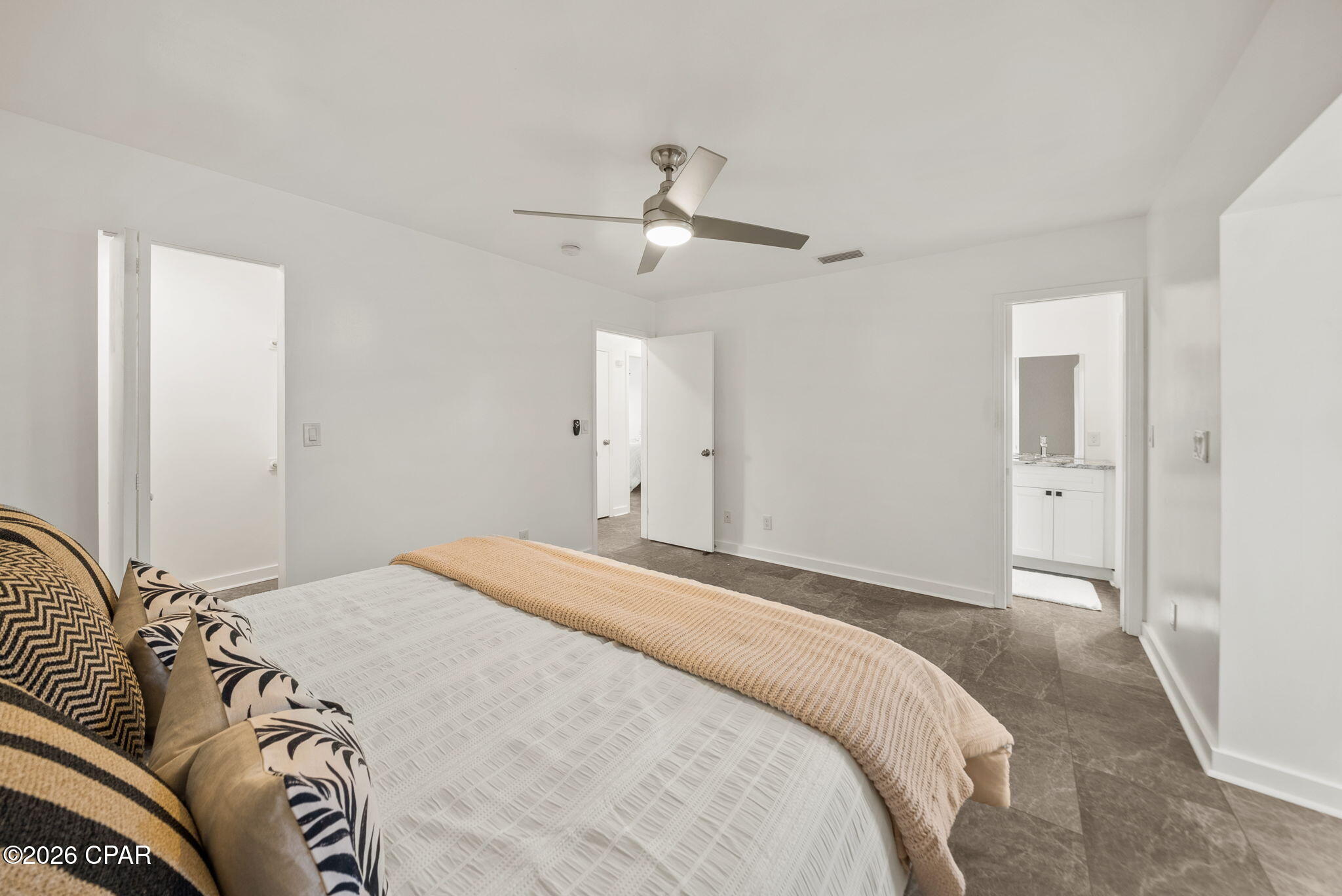 Image 24 For 1006 Goose Bayou Road