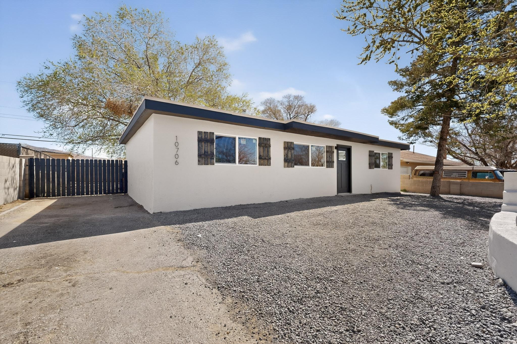 Homes for sale in Albuquerque, NM | 10706 Fairbanks Rd Ne, Albuquerque, NM 87112 | MLS# 1099797