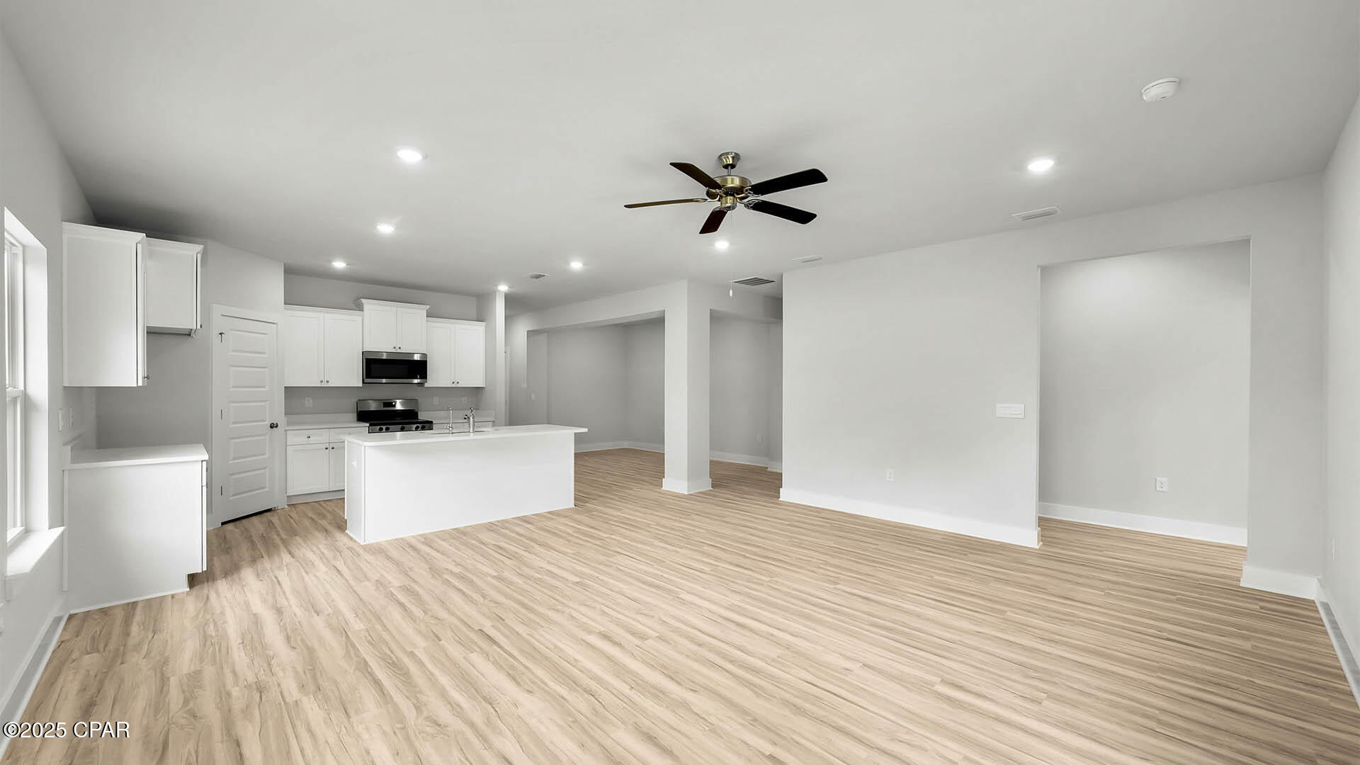 Image 12 For 590 Norris Drive