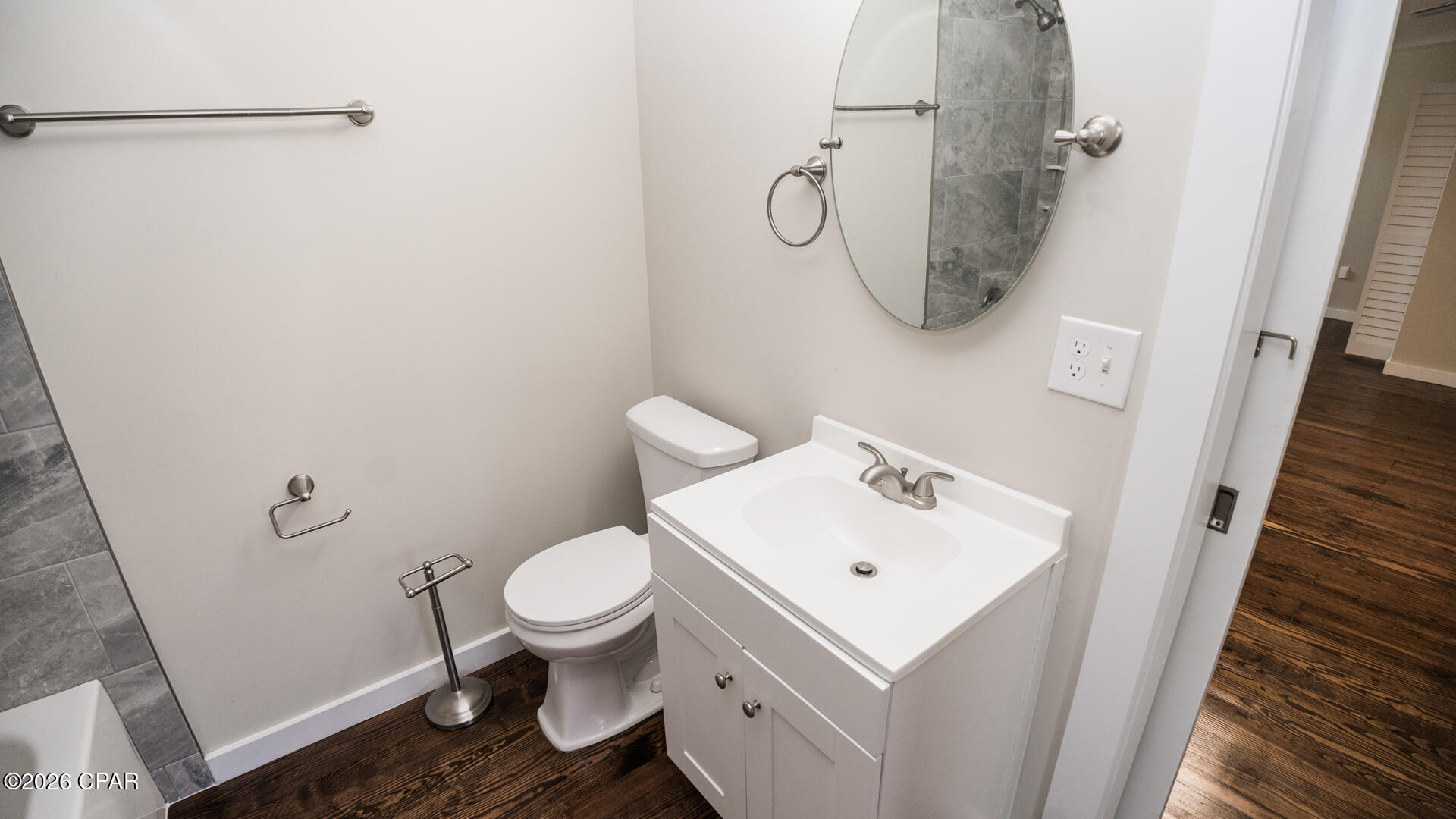 Listing photo id 32 for 5045 Highway 98