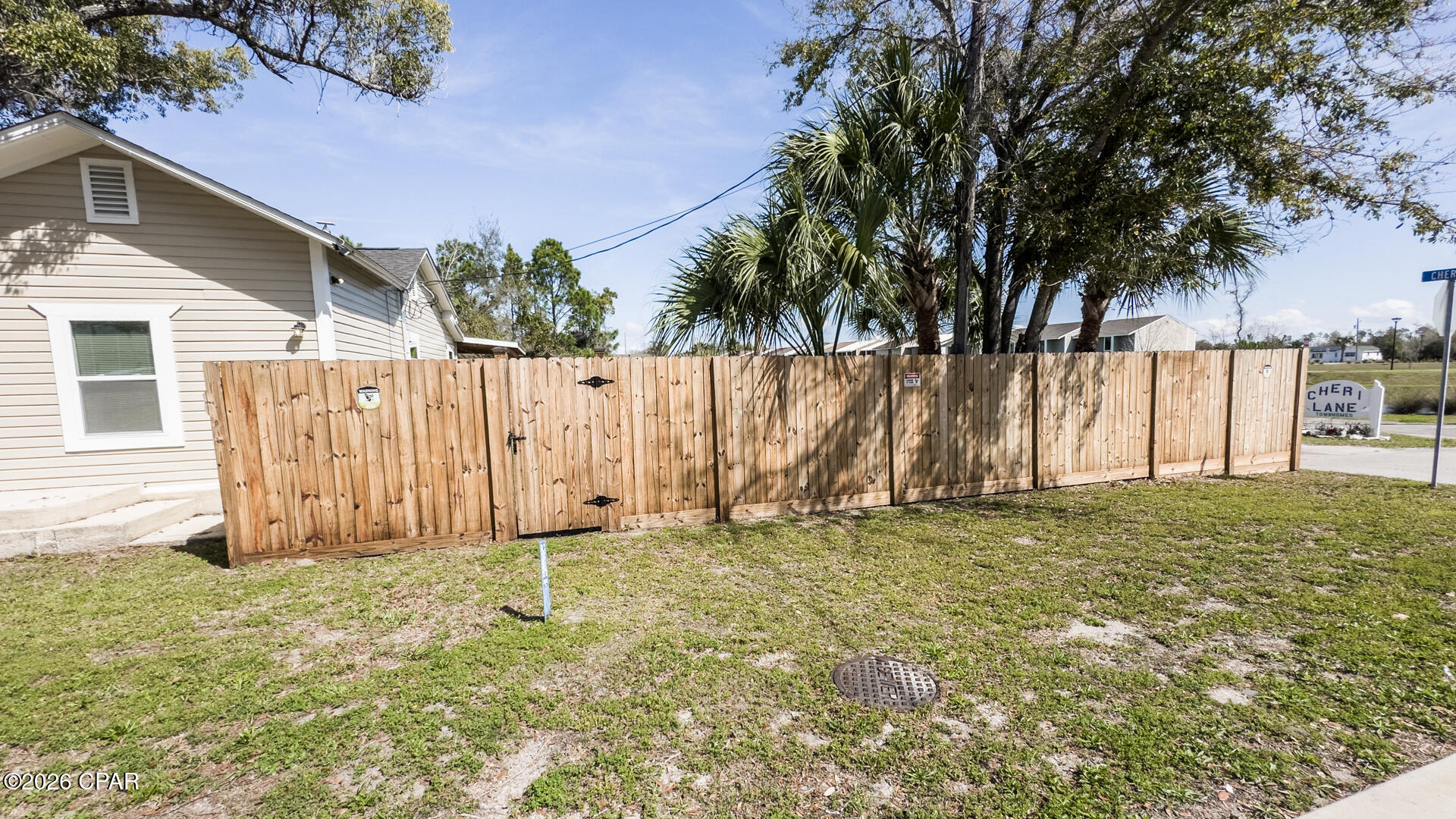 Listing photo id 41 for 5045 Highway 98