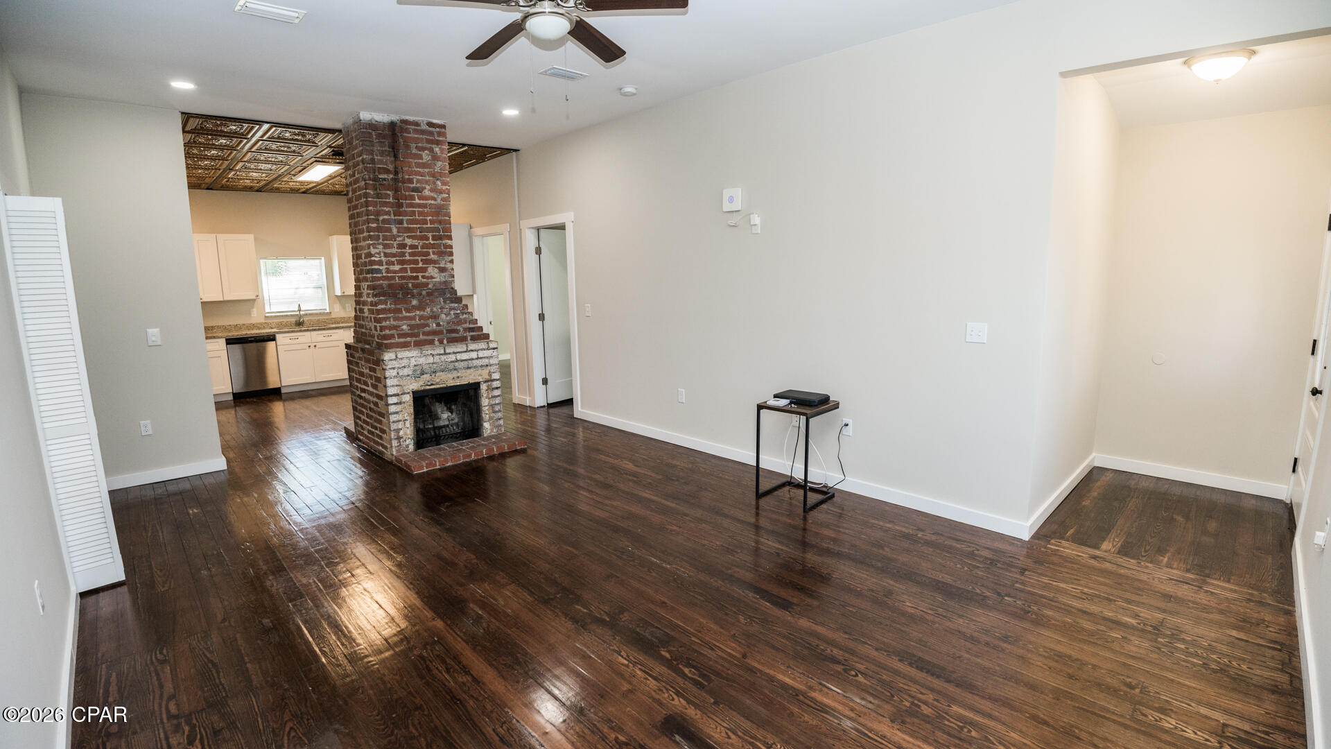 Listing photo id 6 for 5045 Highway 98