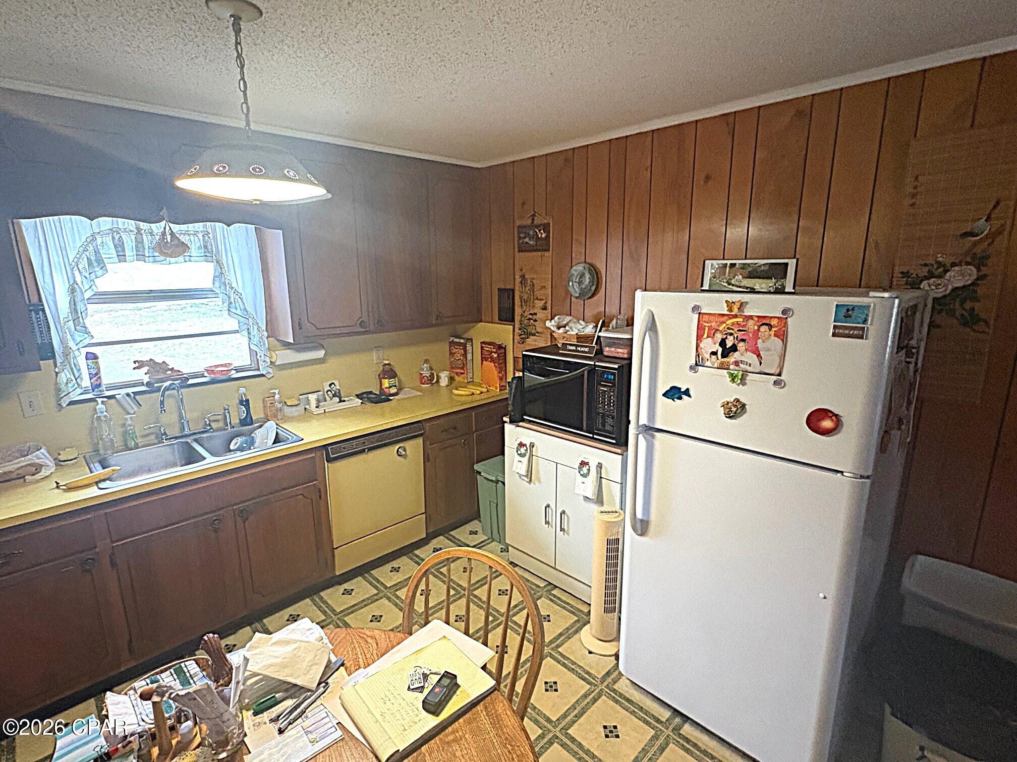 Image 5 For 4642 River Drive