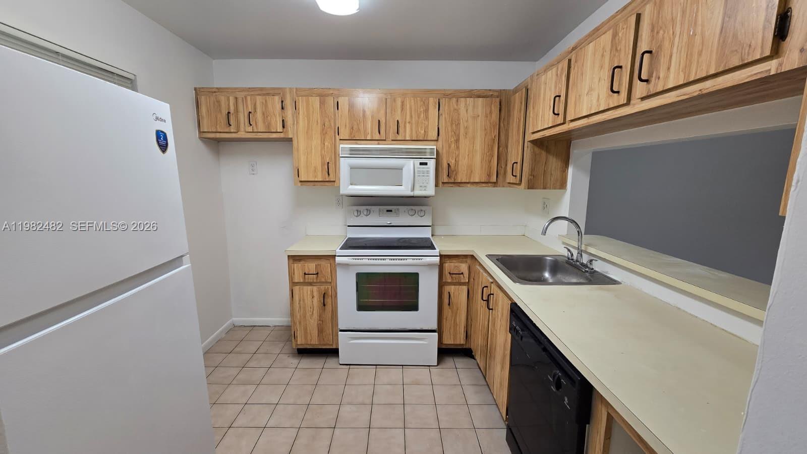 Property photo # 0