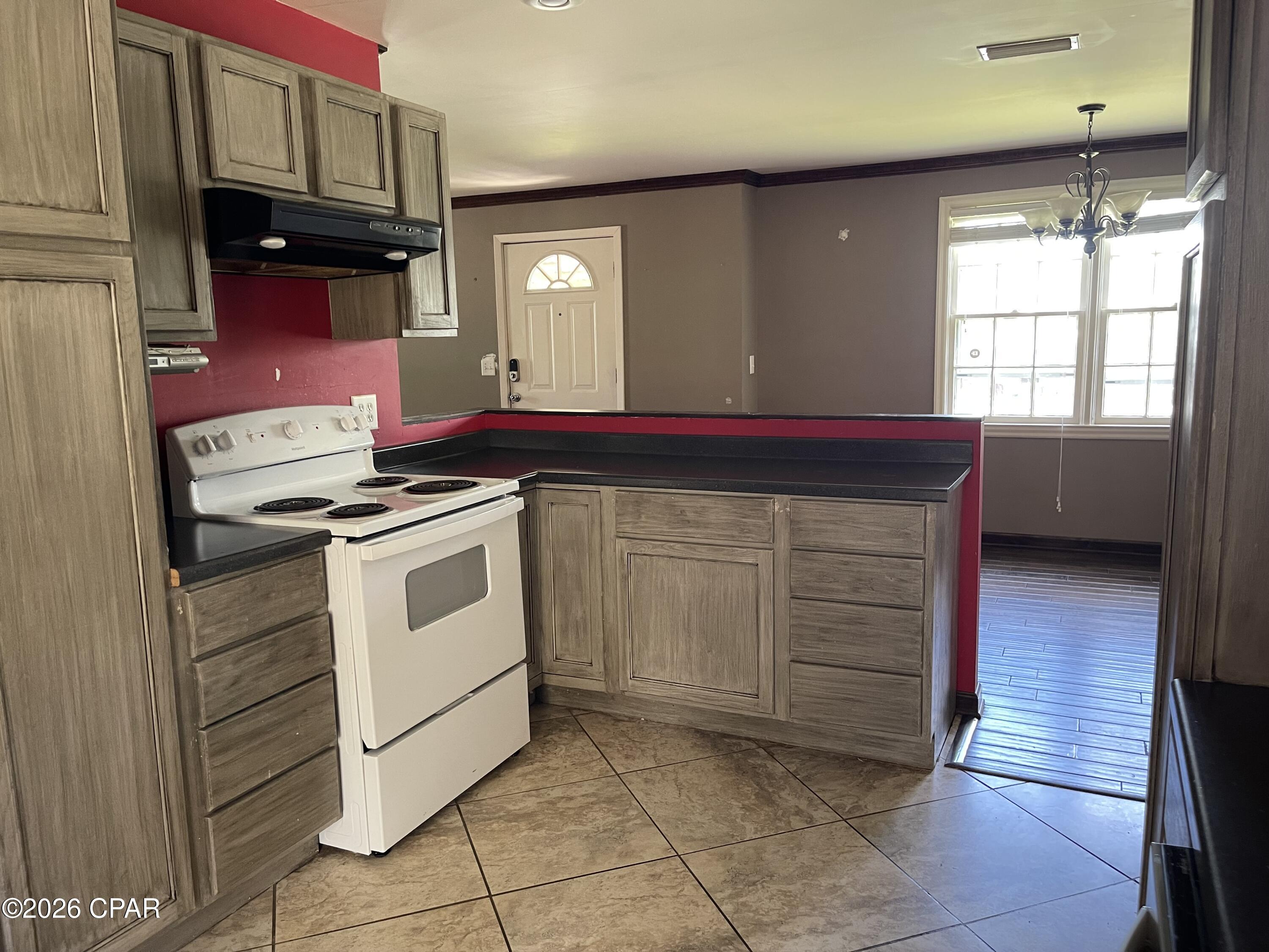 Image 5 For 2977 Caledonia Street