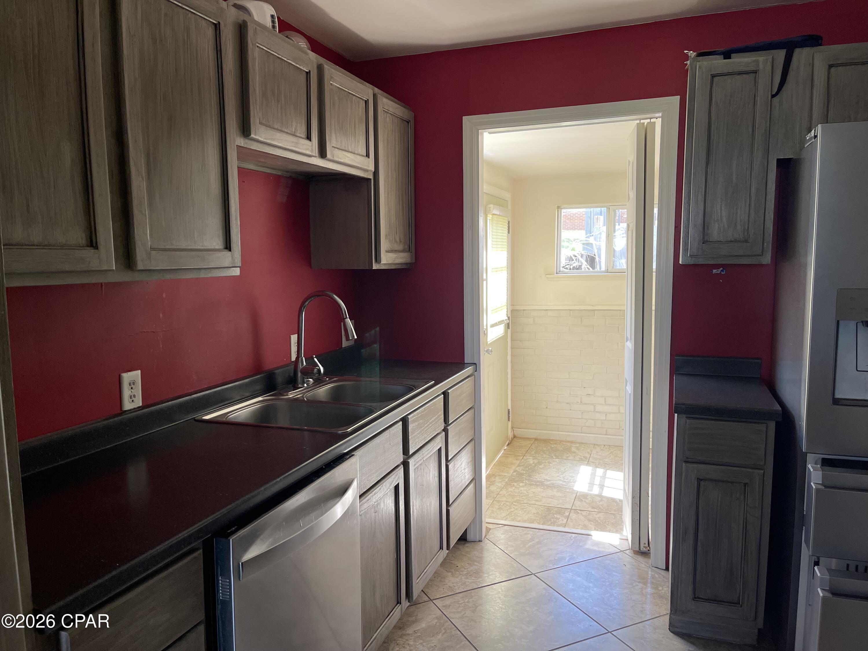 Image 7 For 2977 Caledonia Street