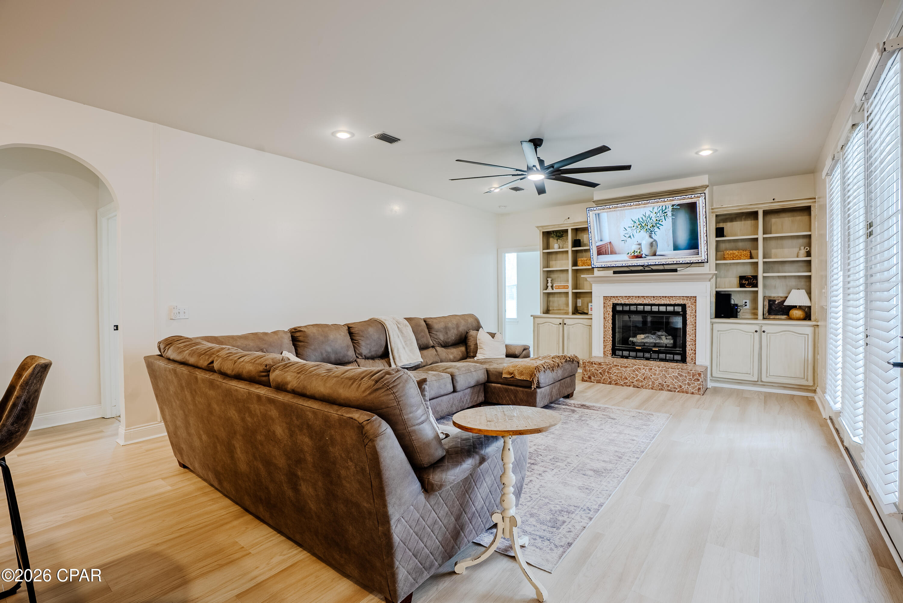 Image 21 For 7528 Kingswood Road