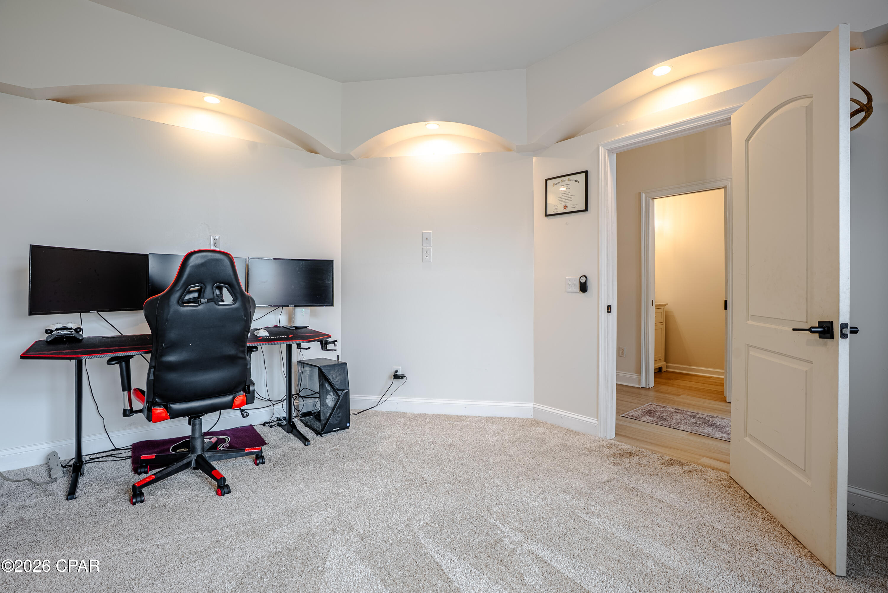 Image 8 For 7528 Kingswood Road