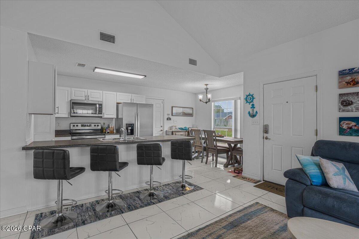 Image 5 For 406 Rossi Way