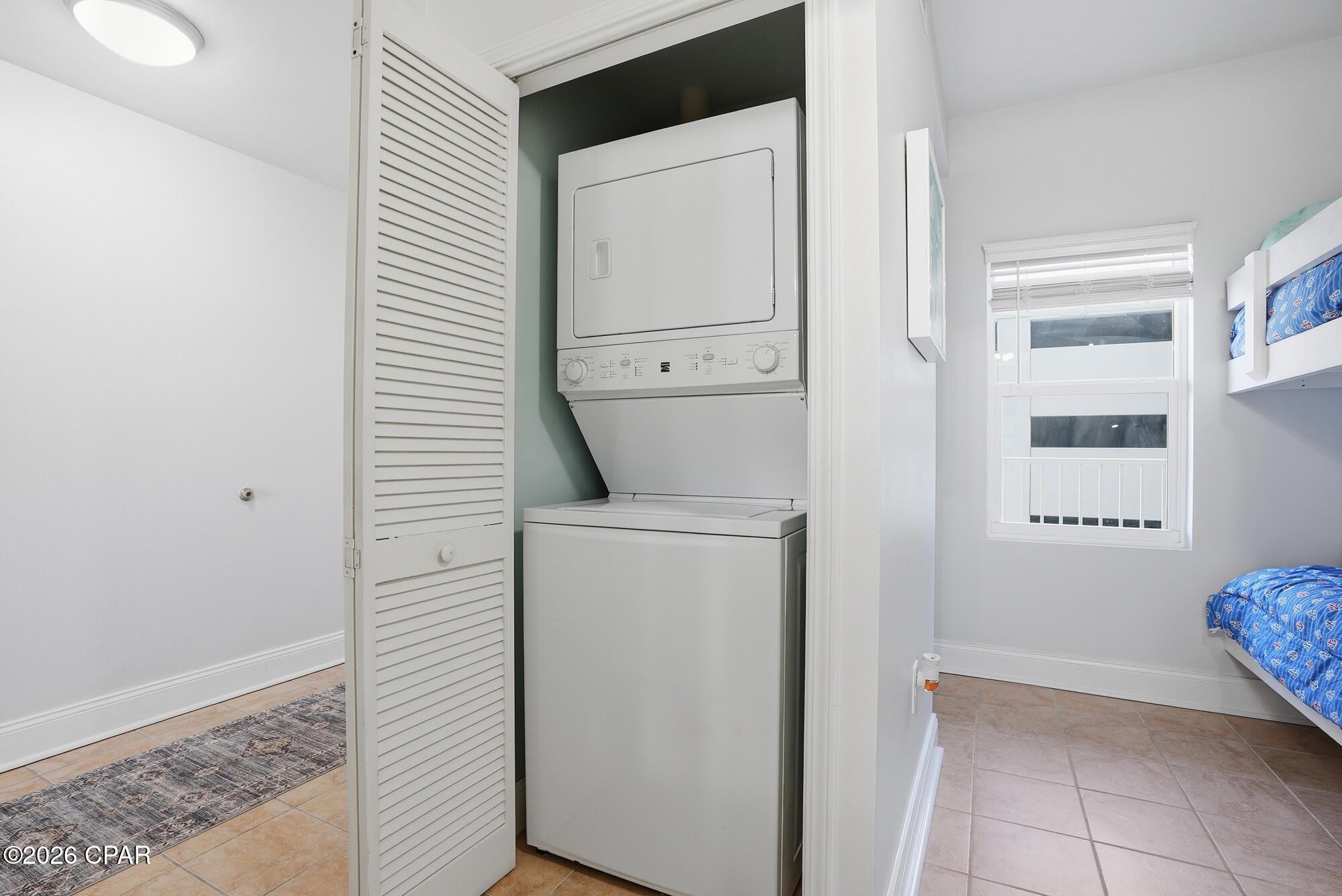 Image 15 For 9902 Thomas Drive 732