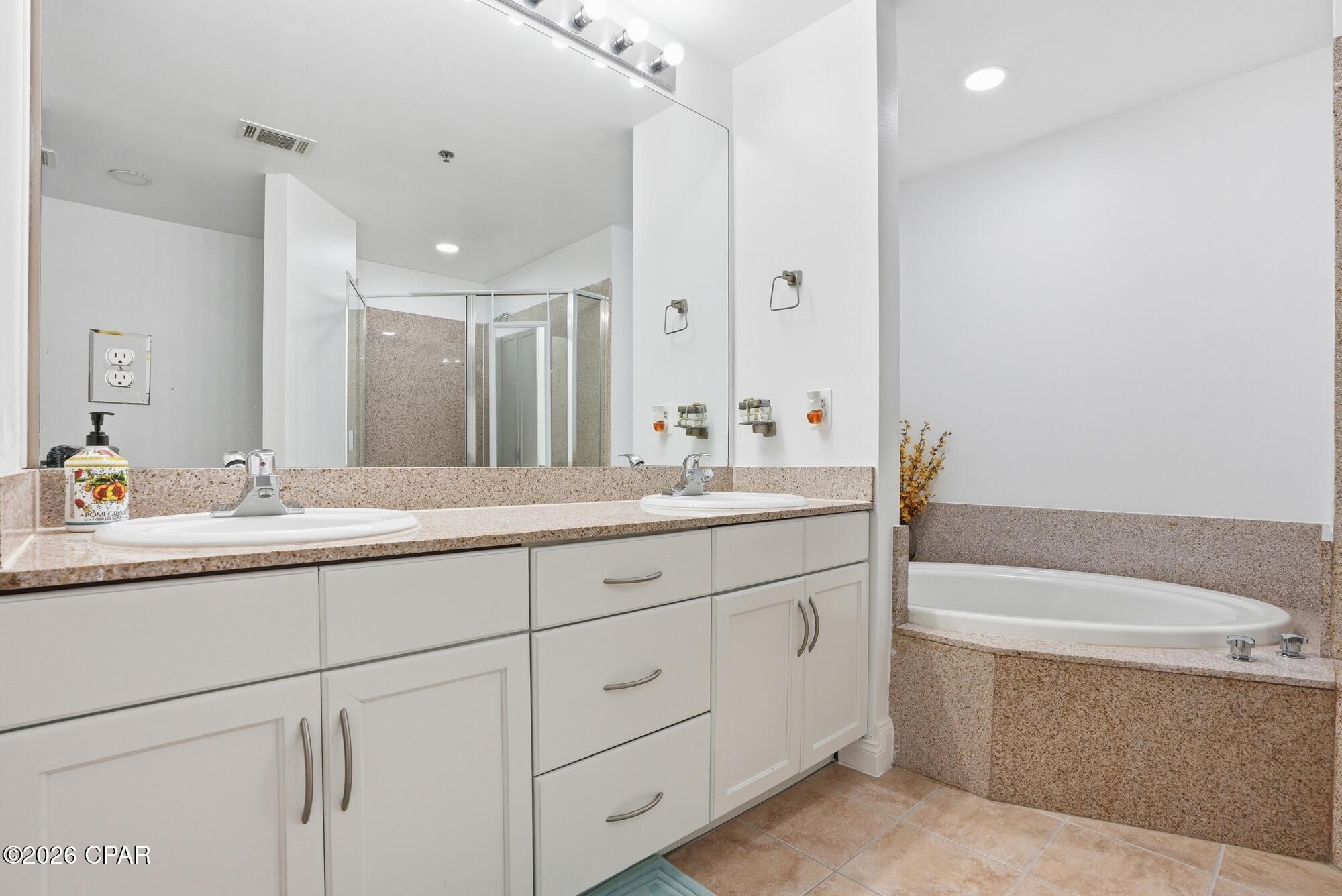 Image 34 For 9902 Thomas Drive 732