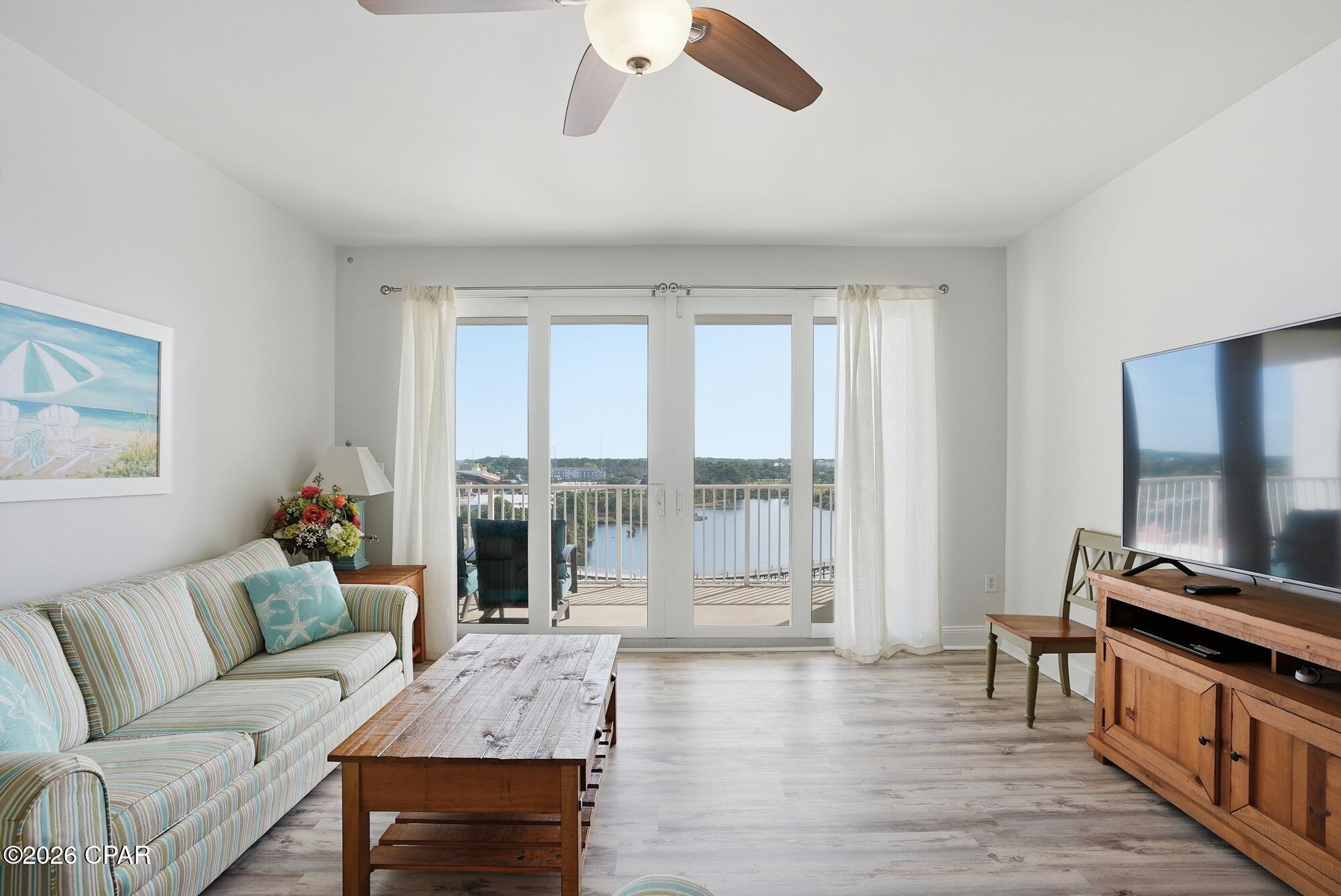 Image 4 For 9902 Thomas Drive 732