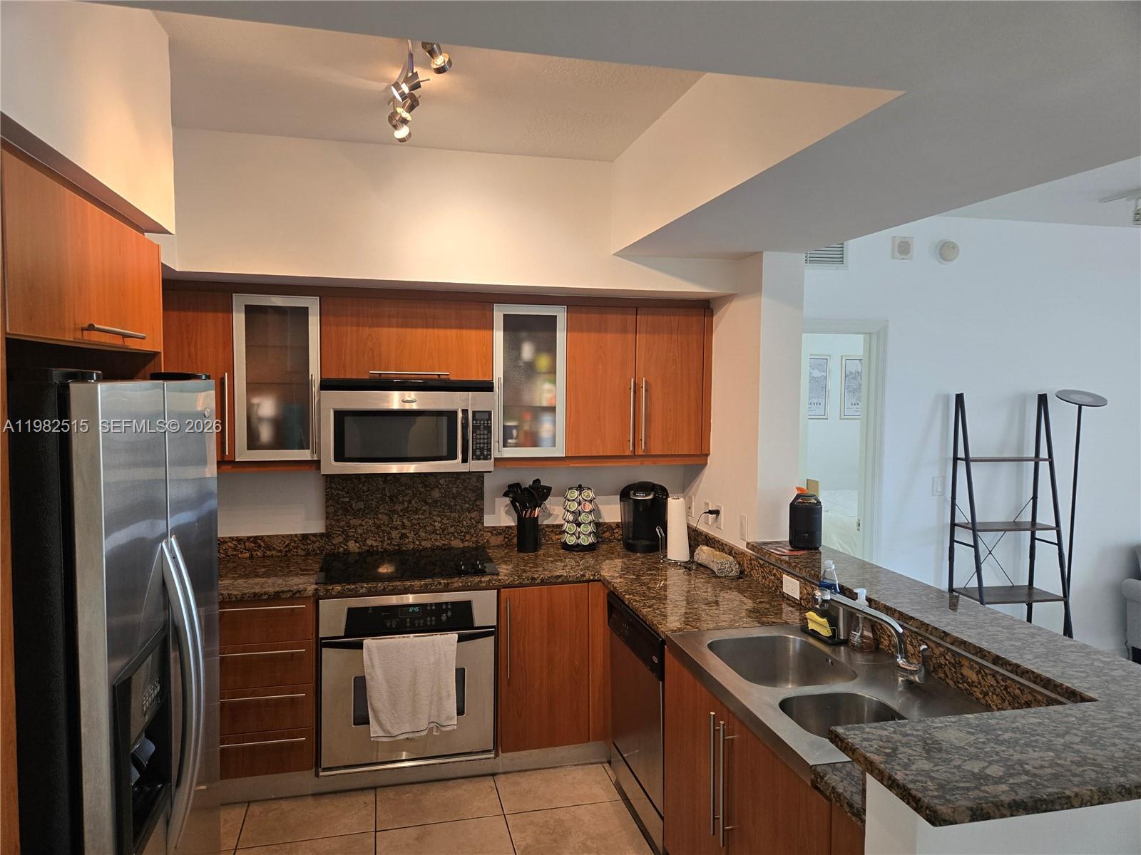Property photo # 6