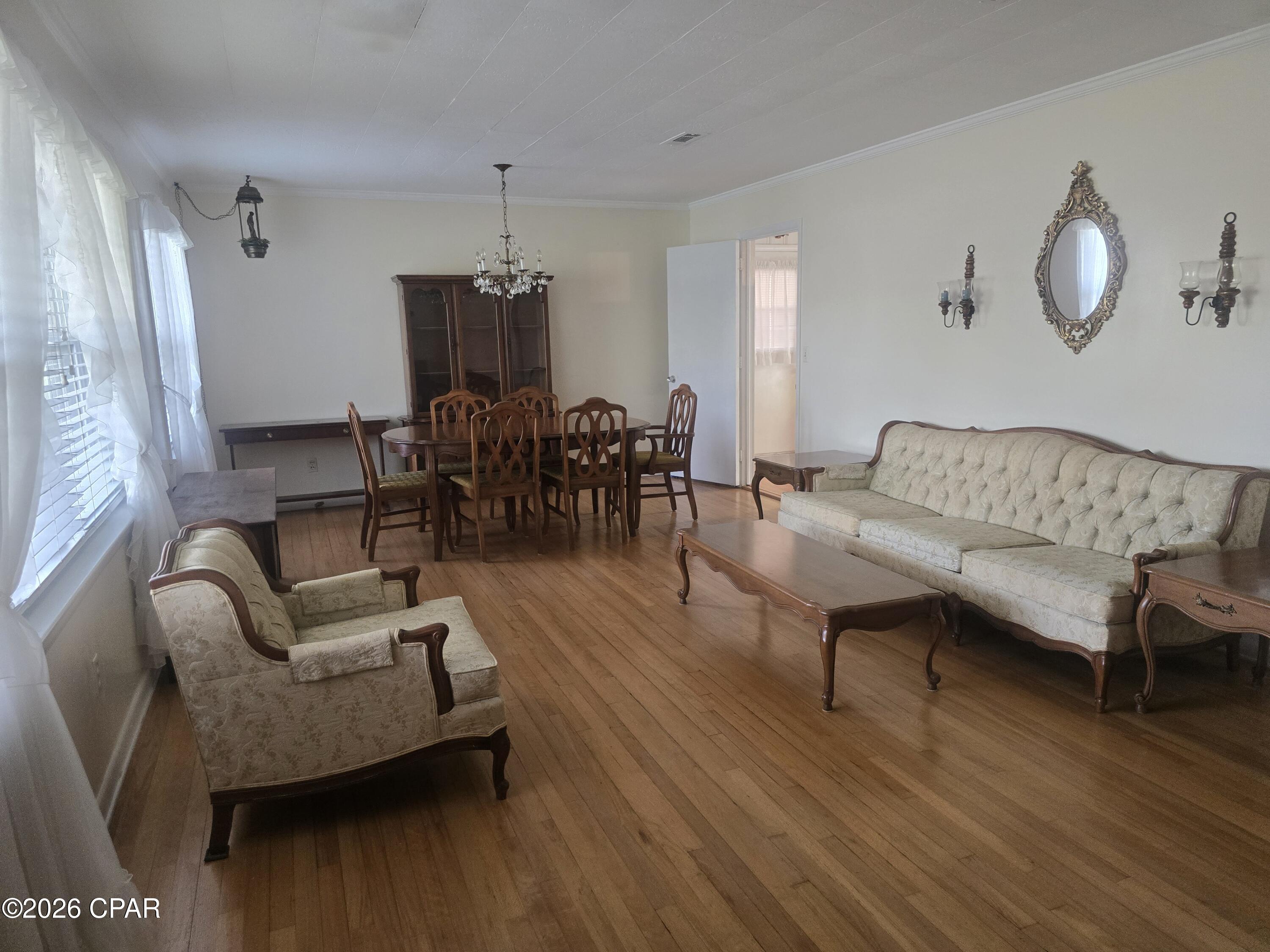 Image 6 For 1235 Waukesha Street