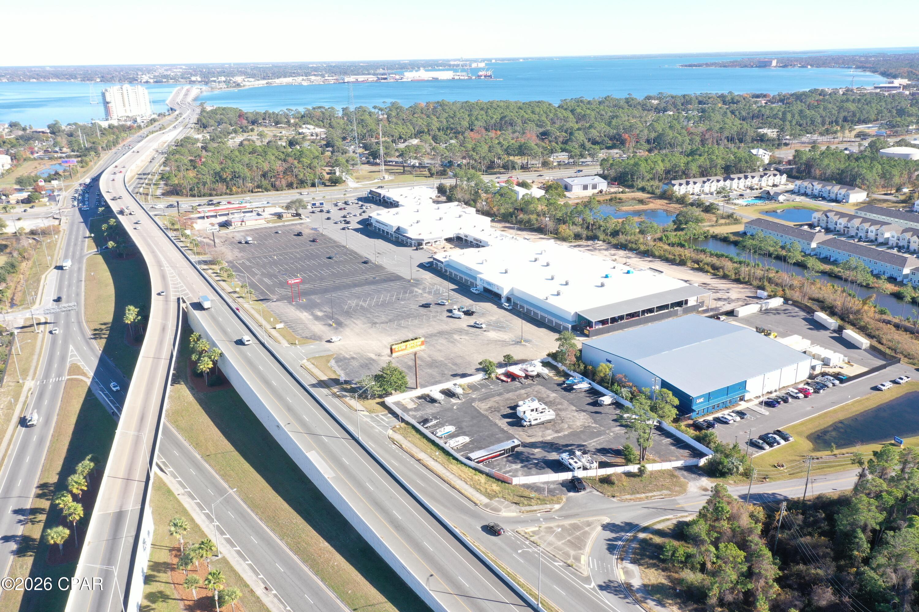 Image 8 For 7413 Front Beach Road