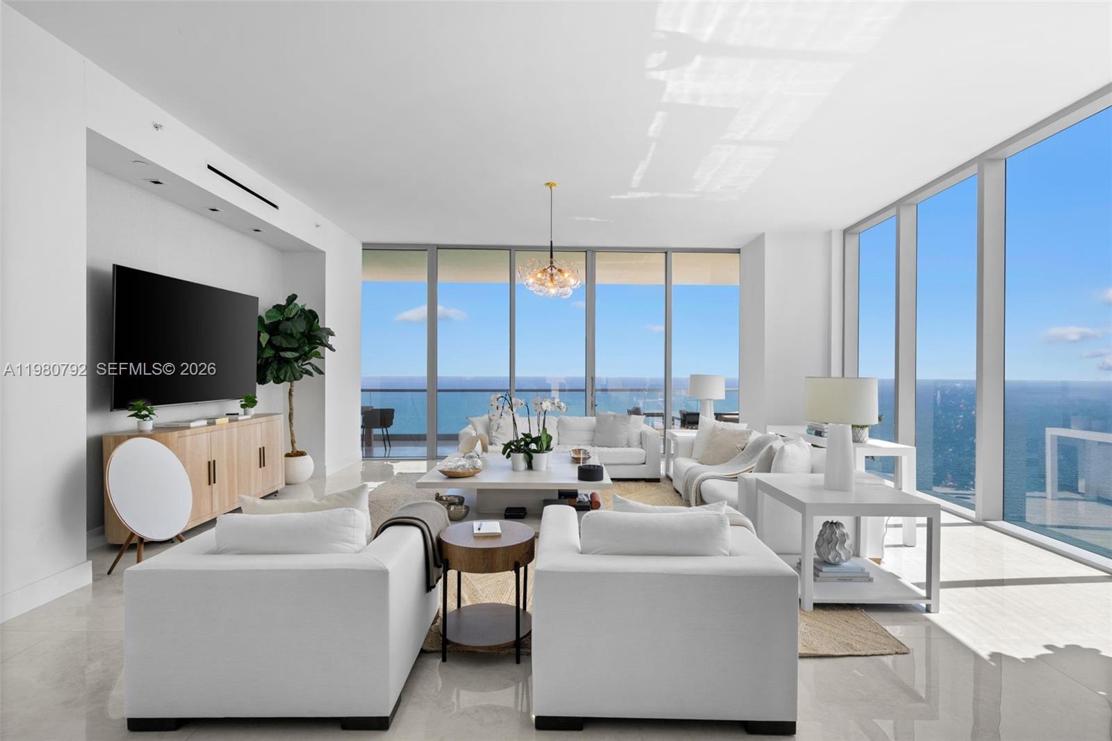 Turnberry Ocean Club Condo