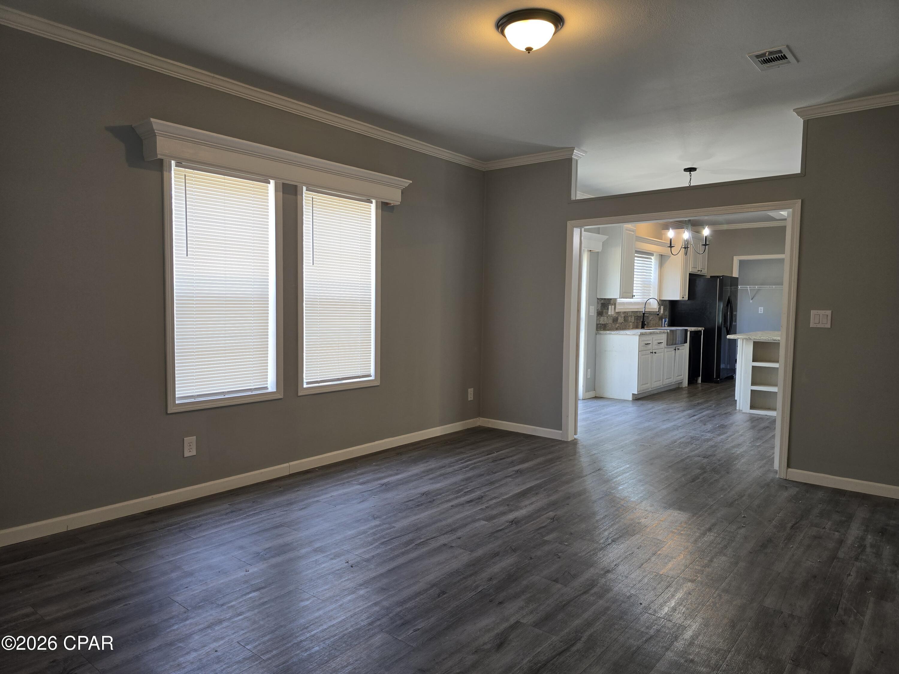 Image 29 For 61 Summer Lane