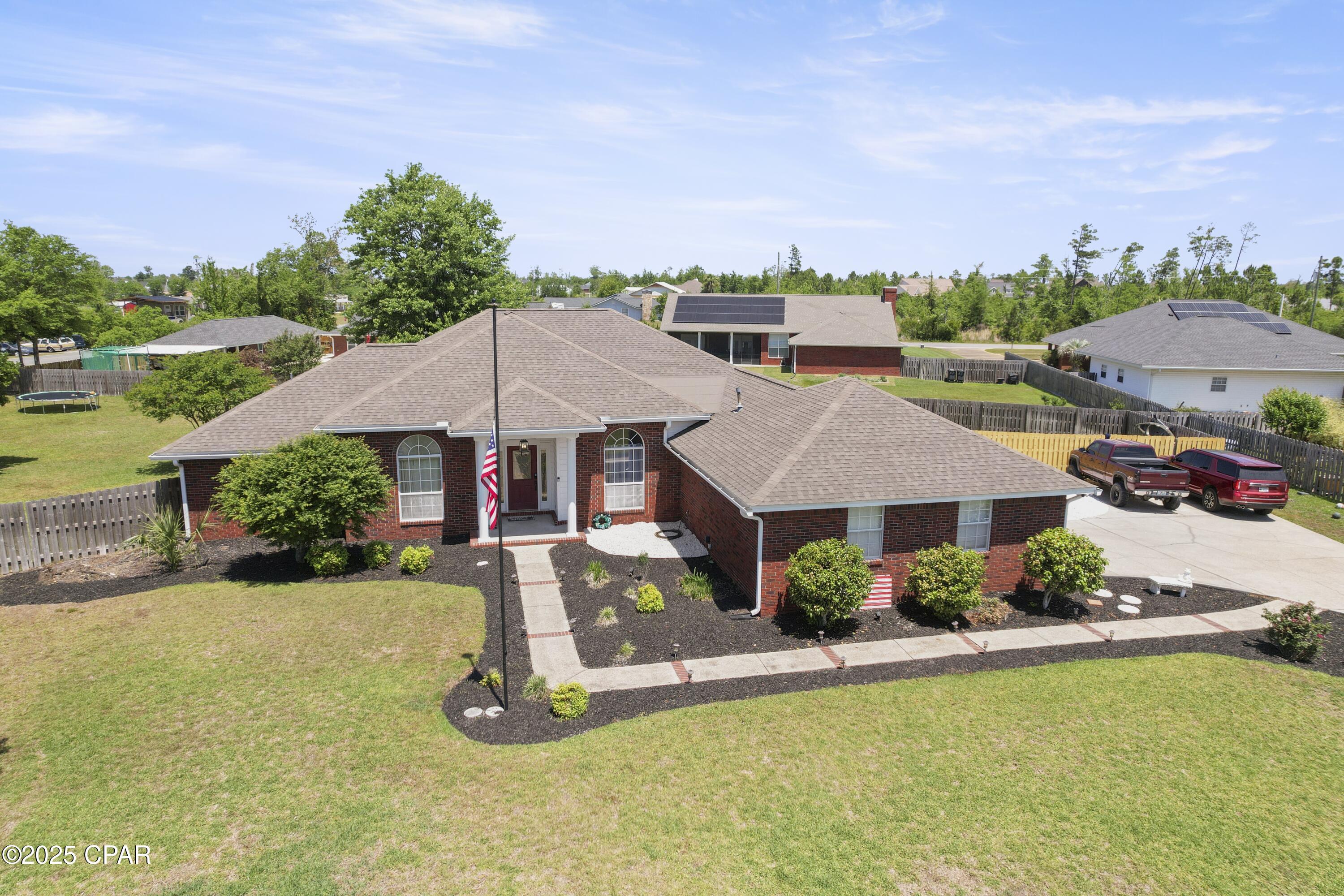 Image 1 For 924 College Boulevard