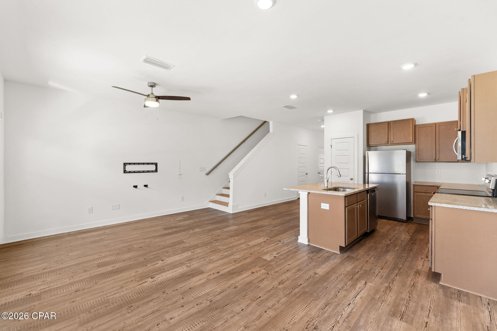 Image 15 For 409 Gay Avenue