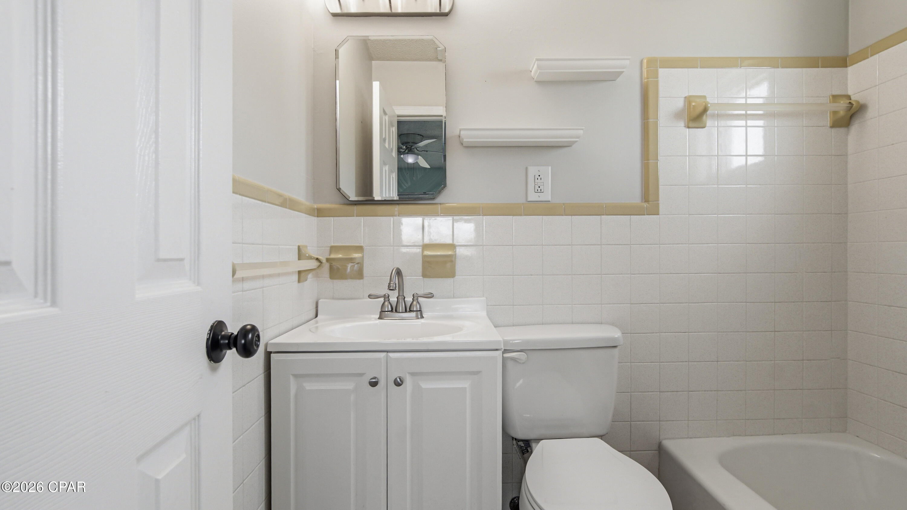 Image 18 For 208 Poinsettia Drive