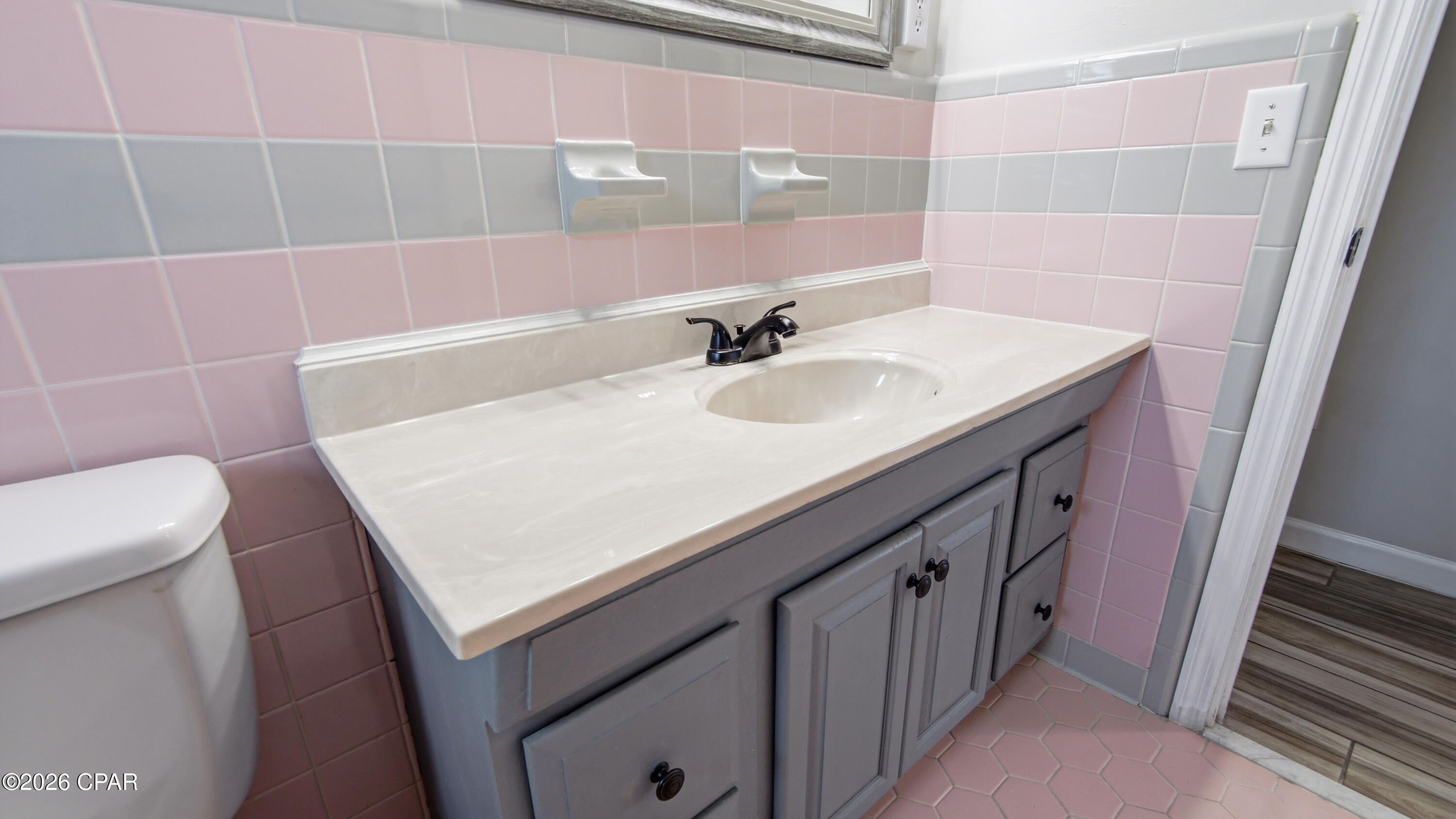 Image 26 For 208 Poinsettia Drive