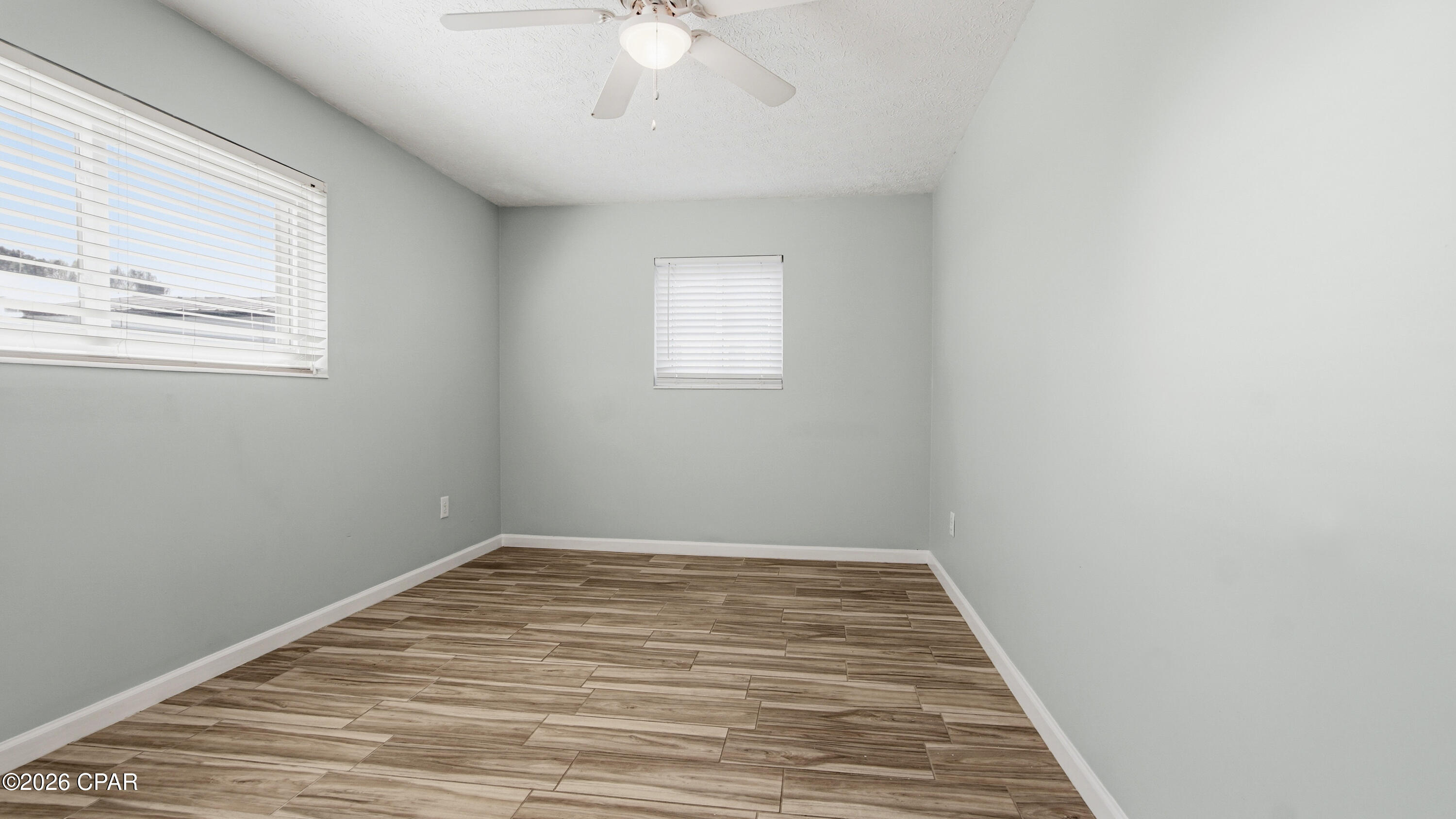 Image 29 For 208 Poinsettia Drive