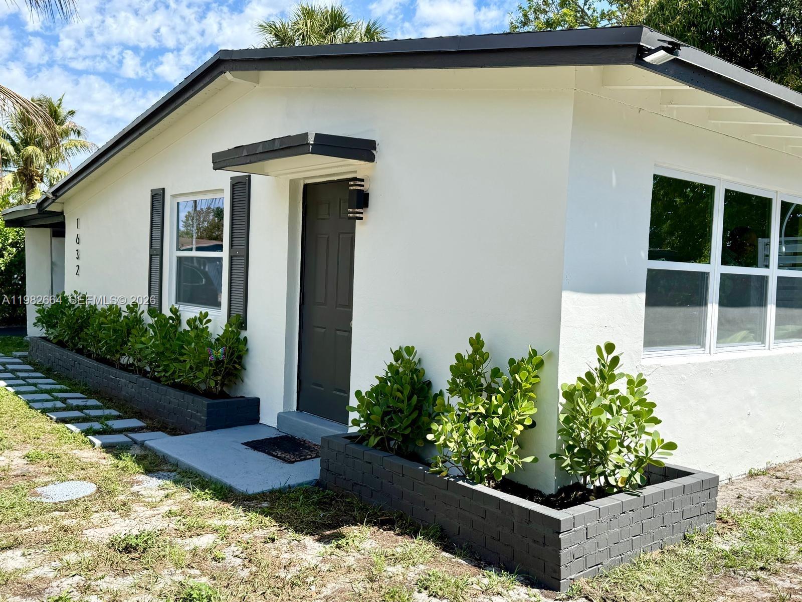 Lauderdale Manors Resub O