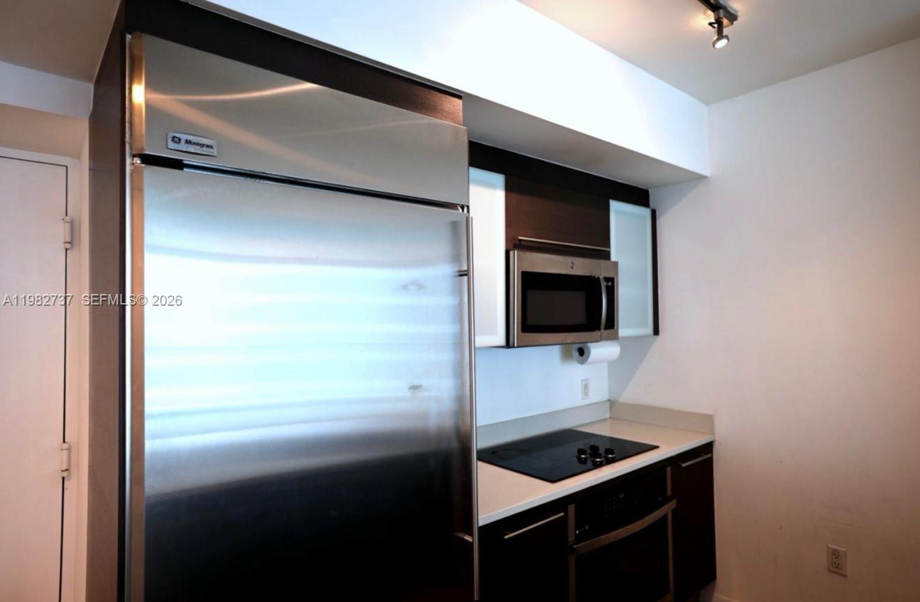 500 Brickell East Condo