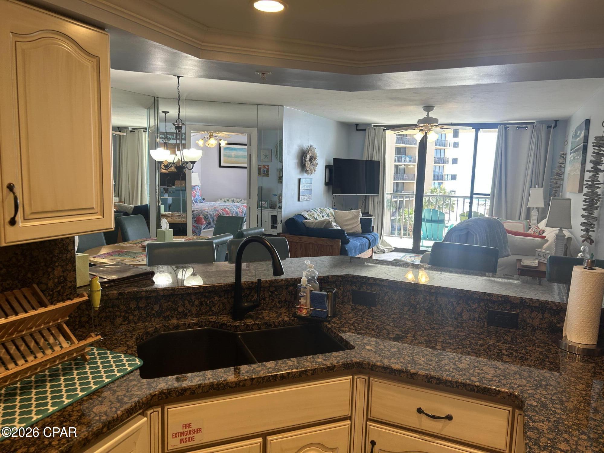 Image 15 For 6505 Thomas Drive 411