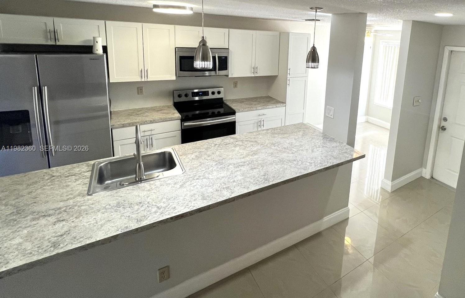 Townhouses At Jacaranda C