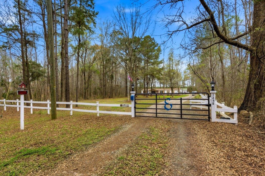 1258 Knotty Branch Rd. Conway, SC 29527