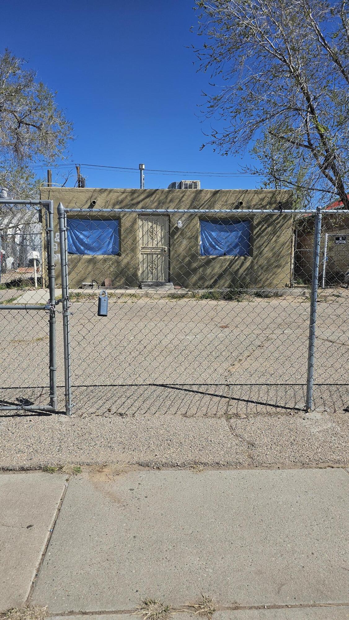 Homes for sale in Albuquerque, NM | 318 Wisconsin St Ne, Albuquerque, NM 87108 | MLS# 1099852