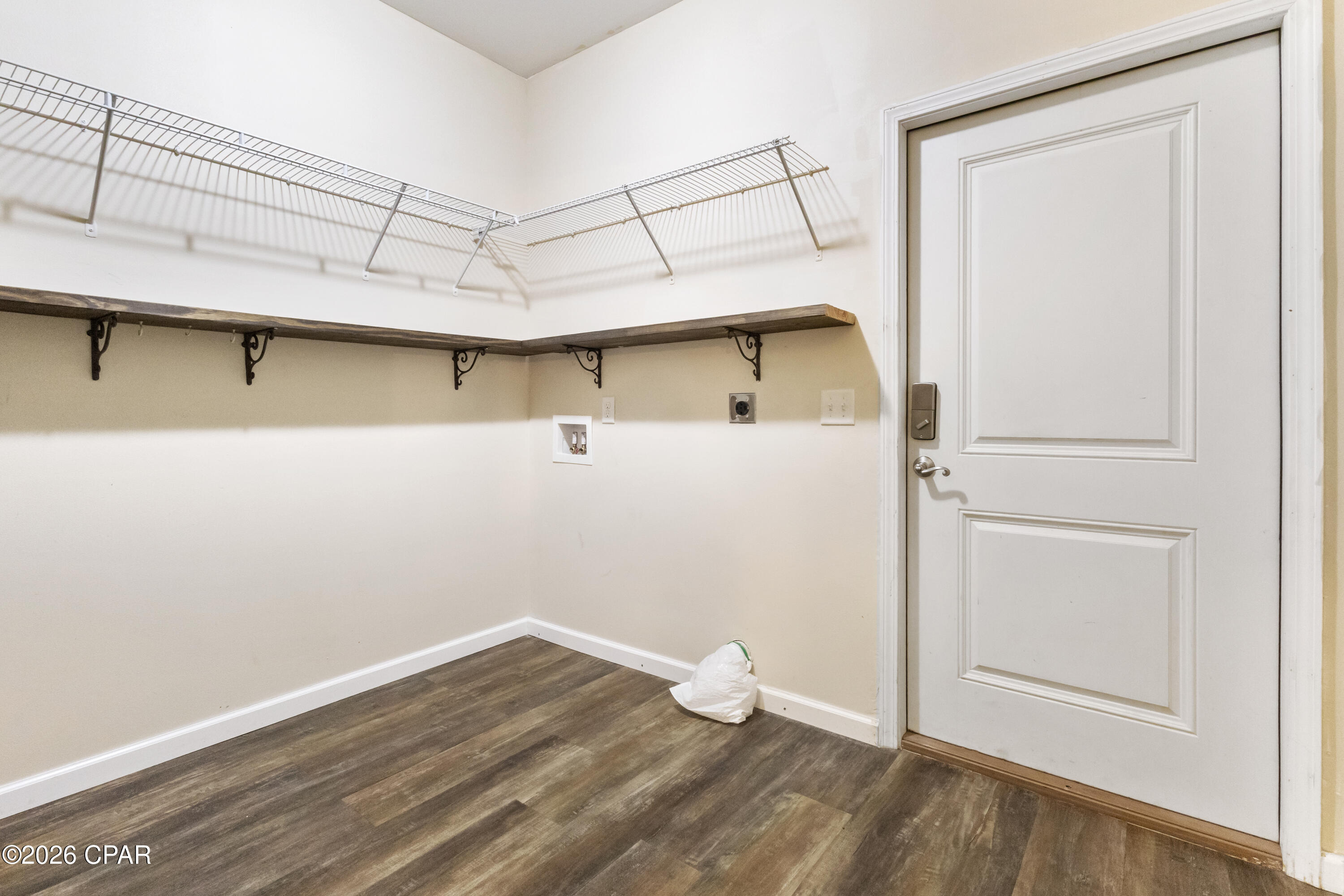 Image 28 For 10555 River Alley Road