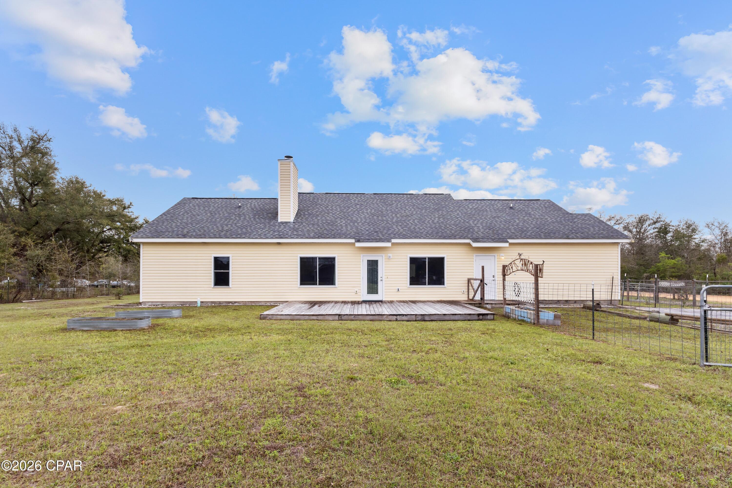 Listing photo id 3 for 10555 River Alley Road