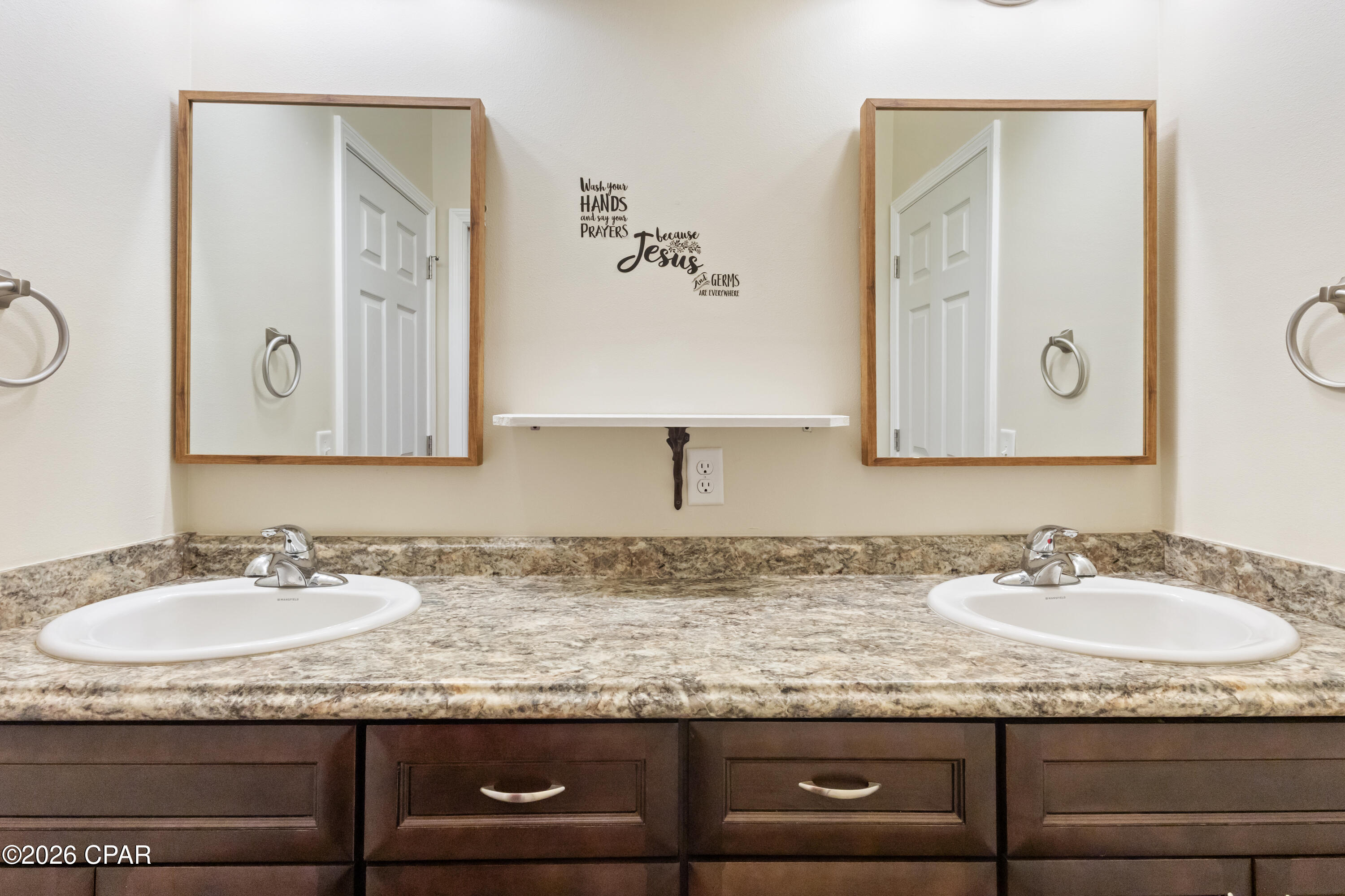 Image 33 For 10555 River Alley Road